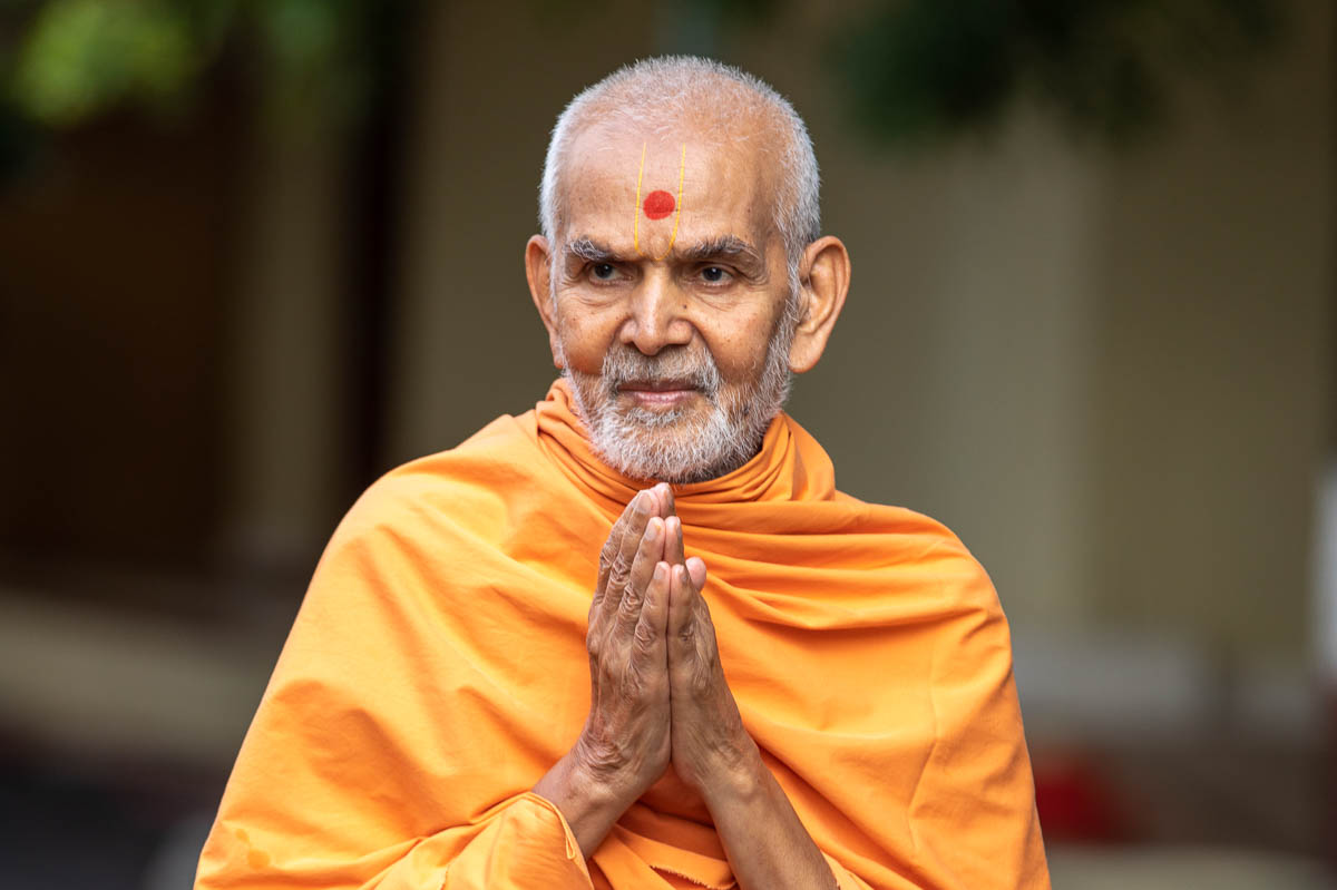 BAPS Mahant Swami Maharaj's Vicharan: 28 August 2020, Nenpur, India