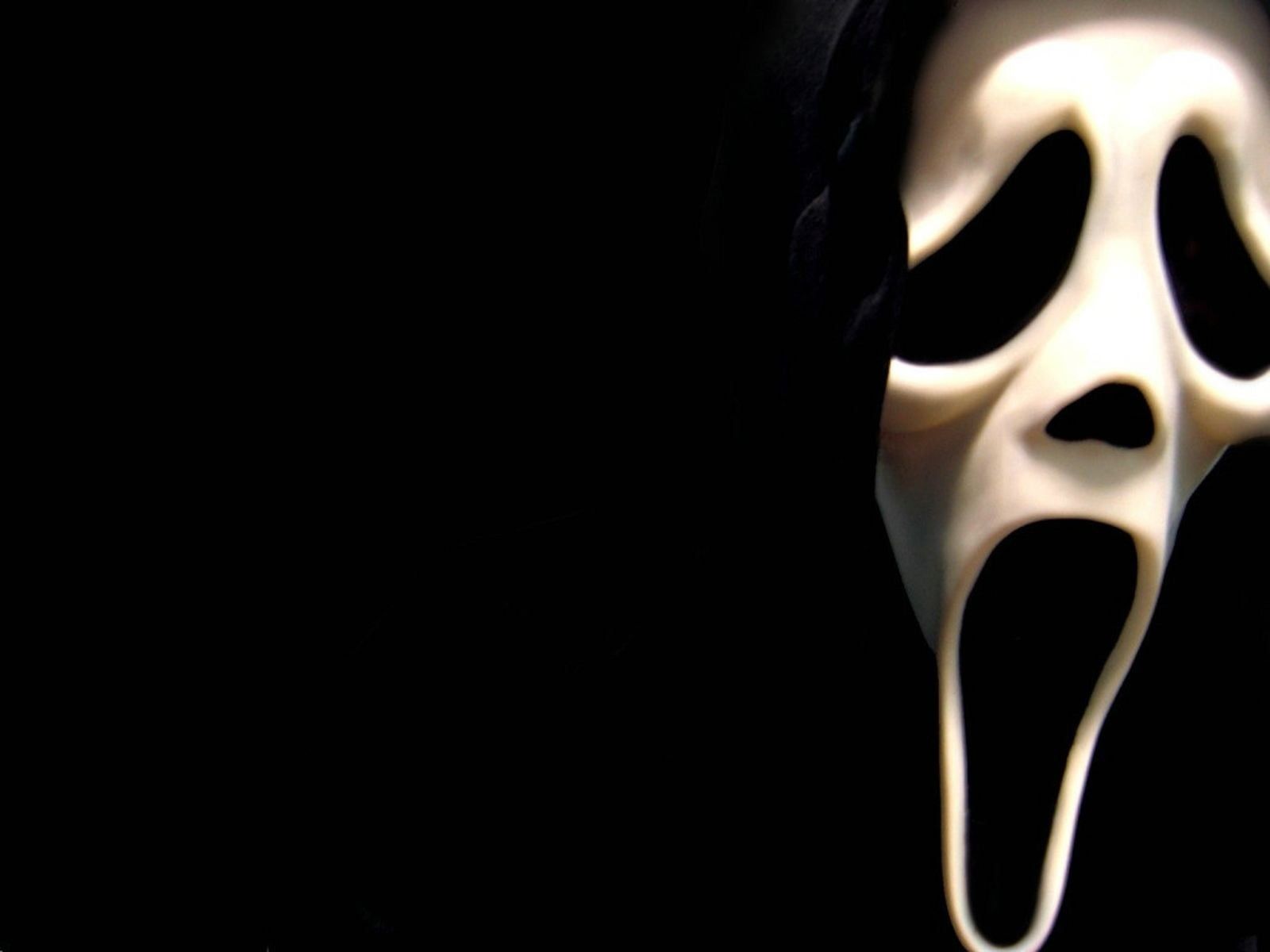 Scream Mask Wallpaper