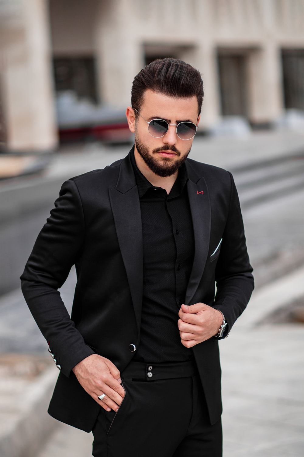 Men Suit Picture [HD]. Download Free Image