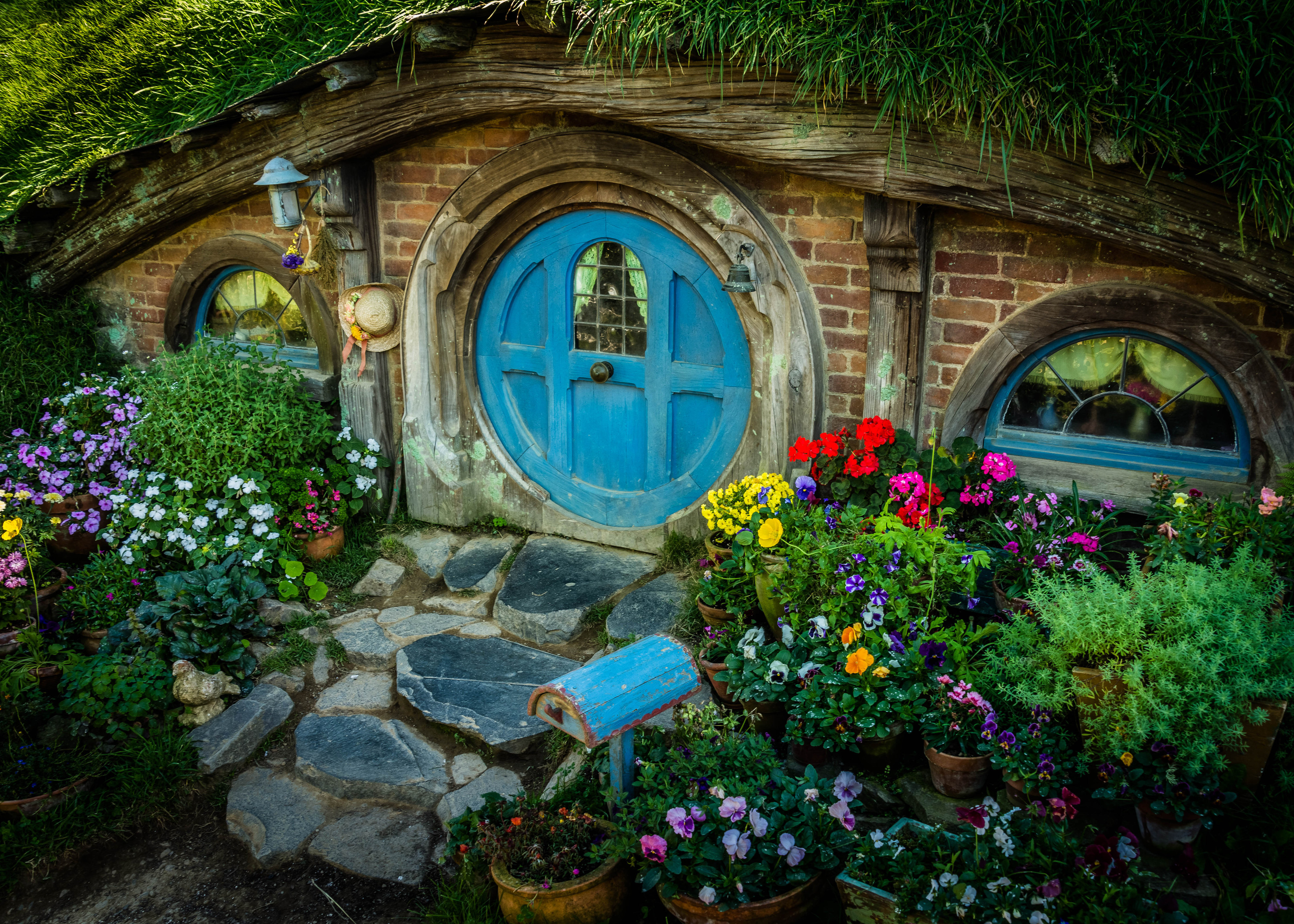 Hobbit House in New Zealand 4k Ultra HD Wallpaper
