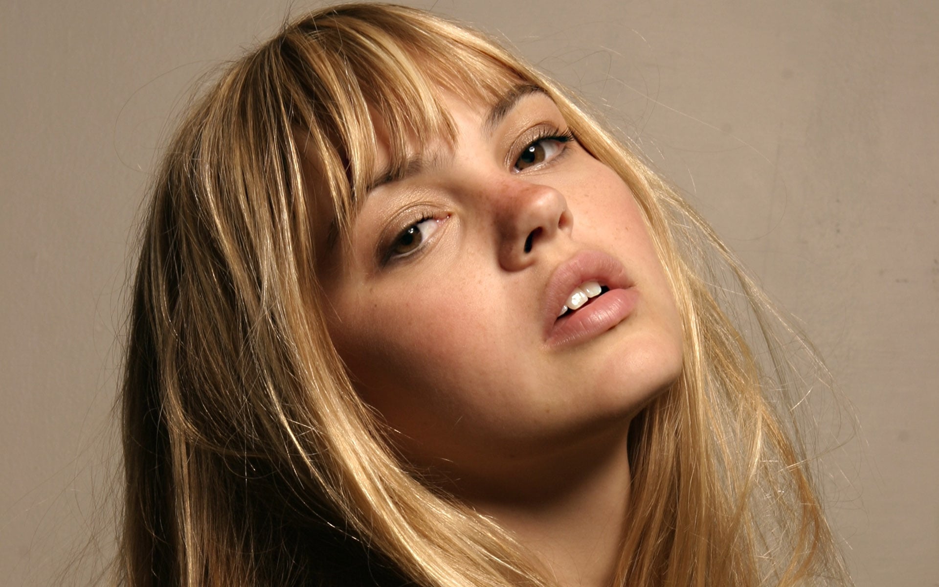 Aimee Teegarden Wallpapers - Wallpaper Cave