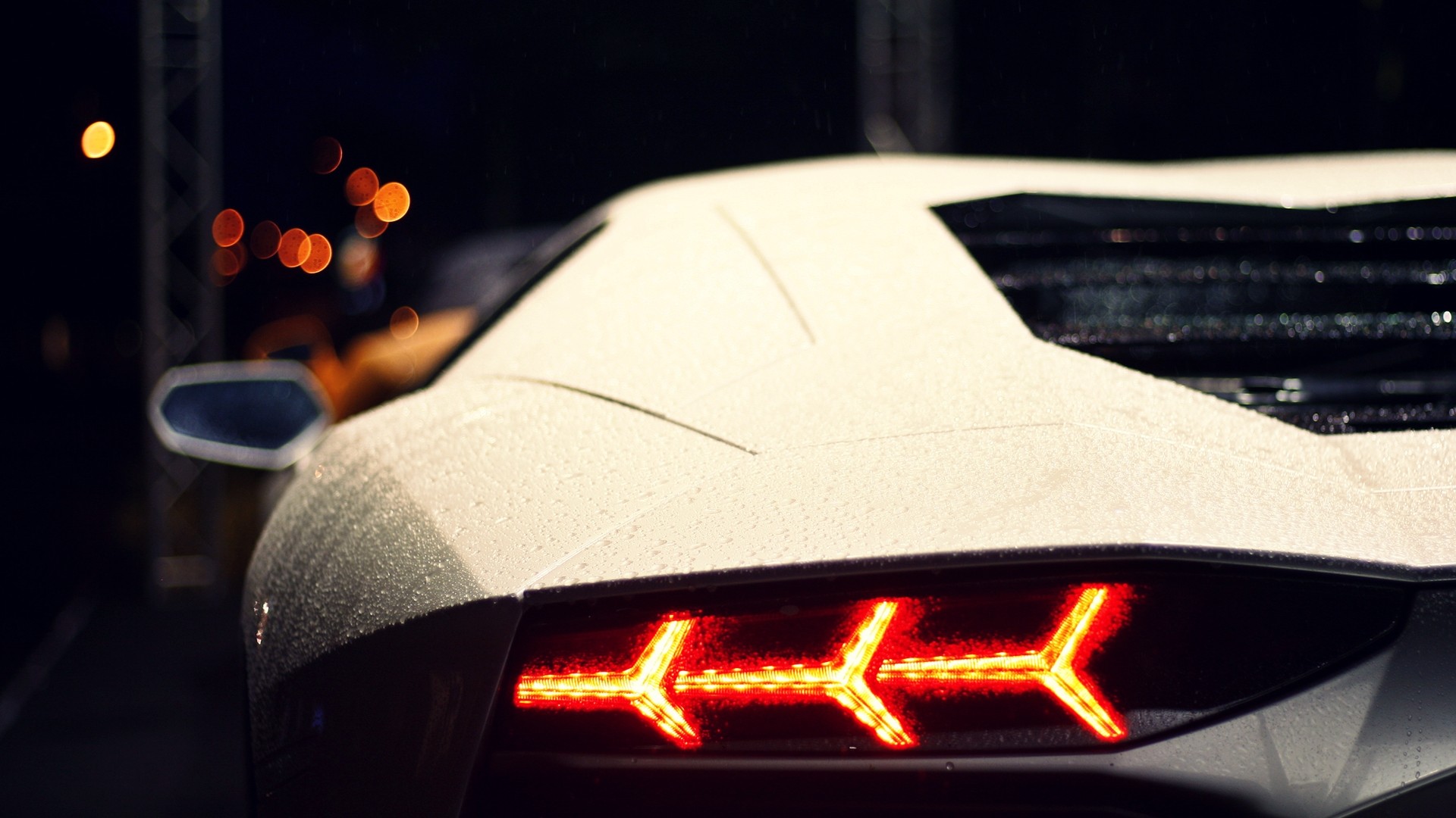 Lamborghini Aventador Taillight wallpaper. Lamborghini Aventador Taillight
