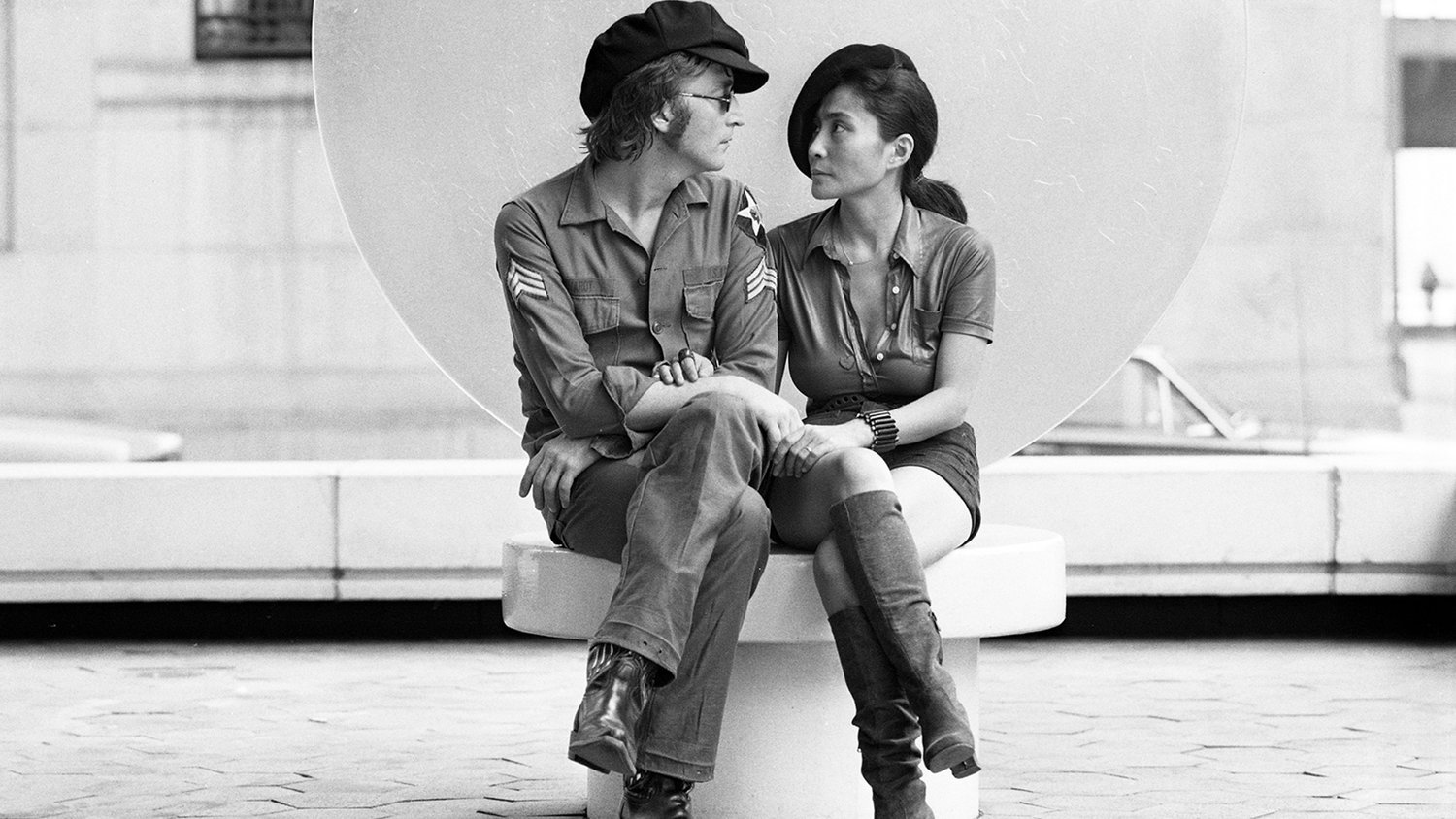Universal Picture To Develop A John Lennon And Yoko Ono Film With Director Jean Marc Vallée