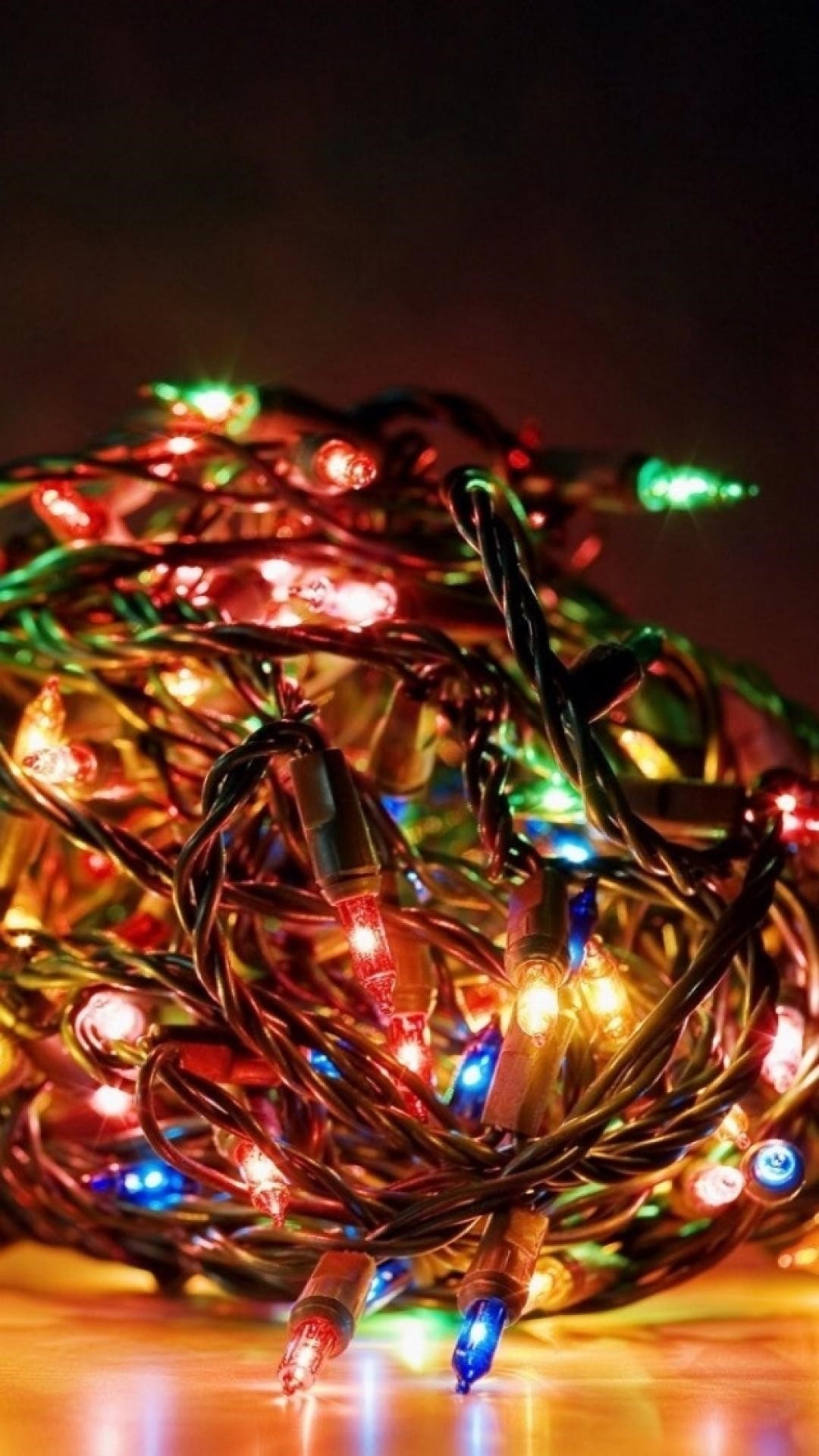 Christmas Lights iPhone Wallpaper