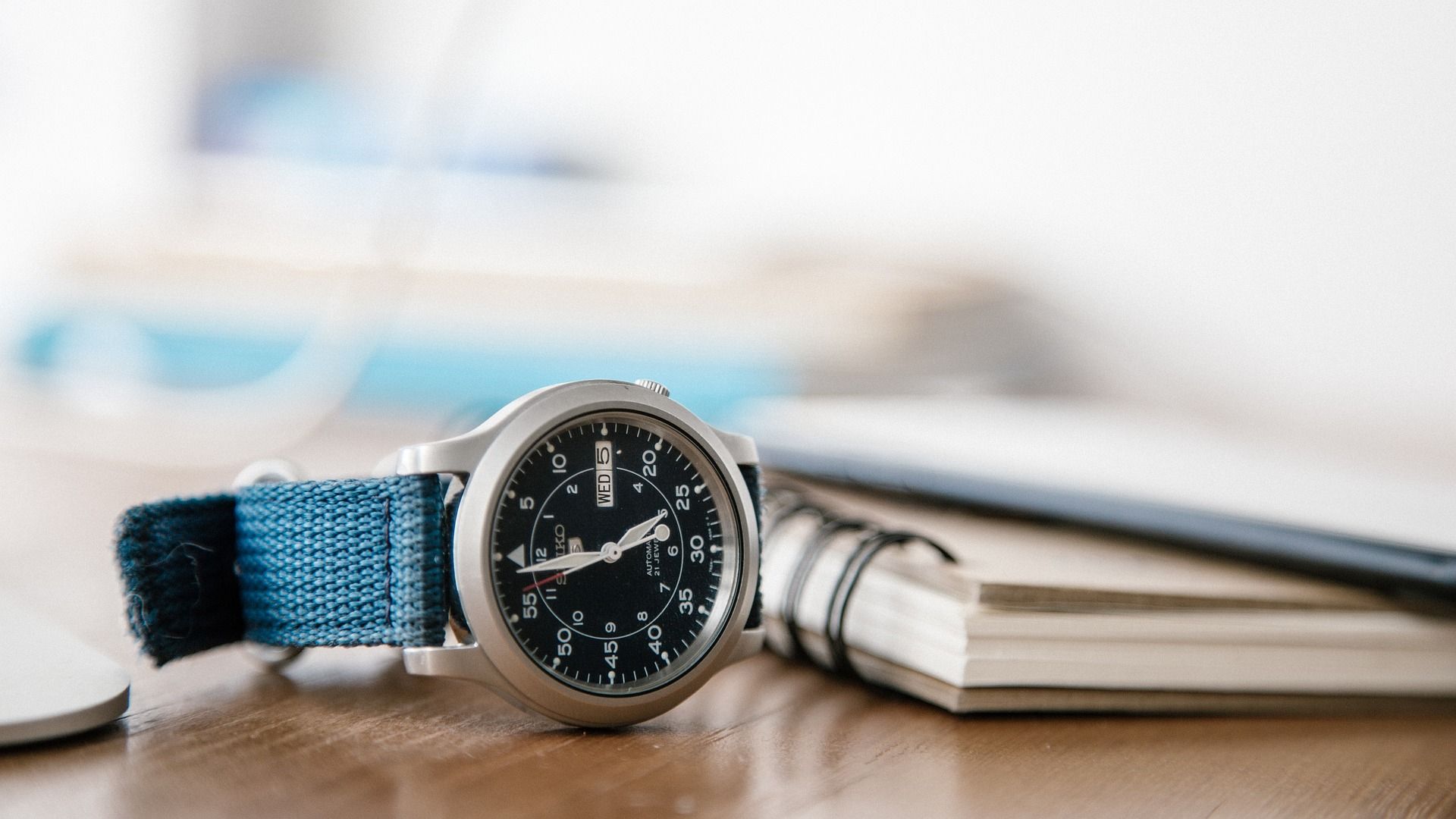 Desktop Wallpaper Wristwatch, Diary, Books, Close Up, HD Image, Picture, Background, E5x4en