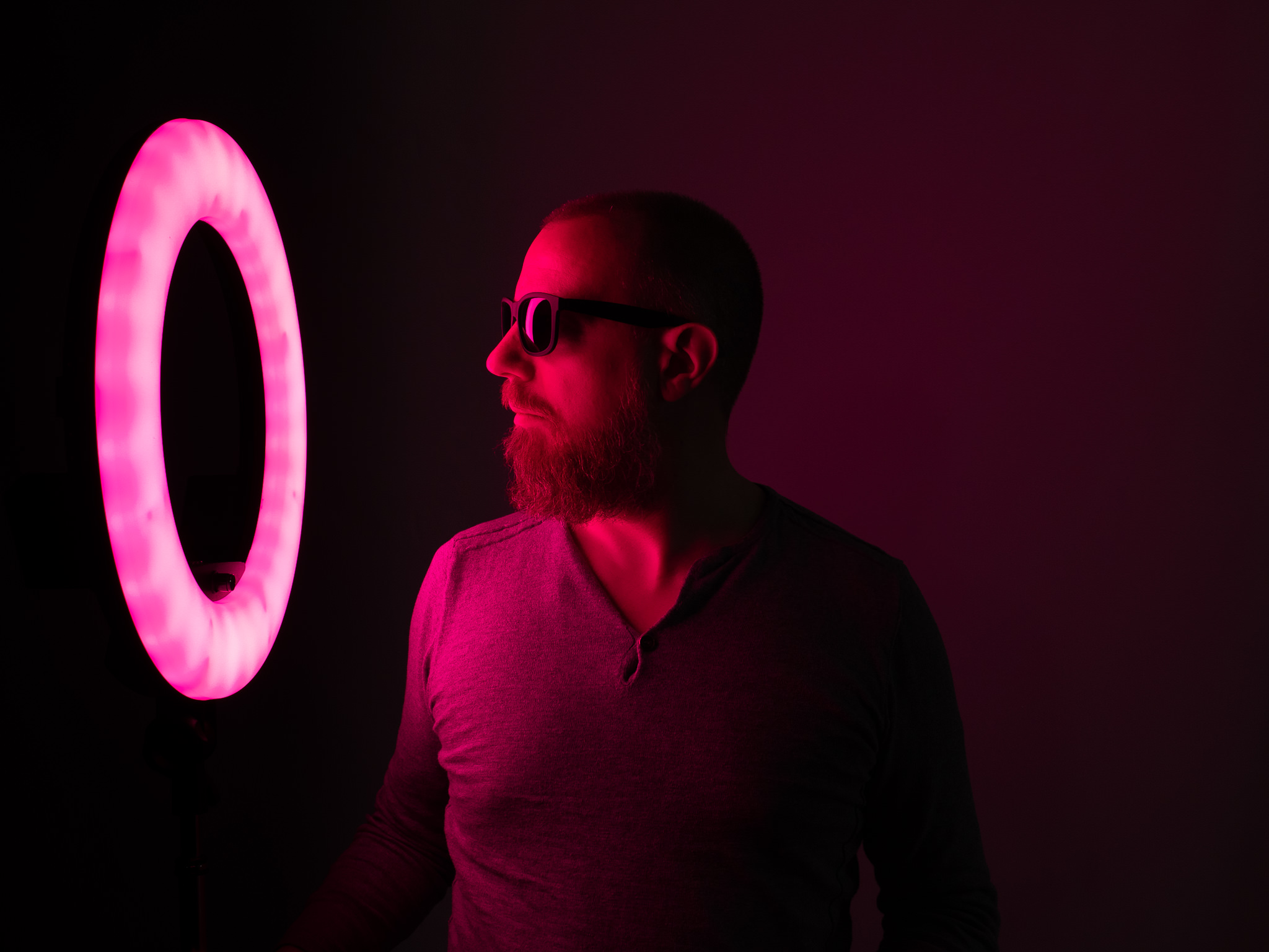 CONTEST!! Win this RGB Ring Light from DVE Studio