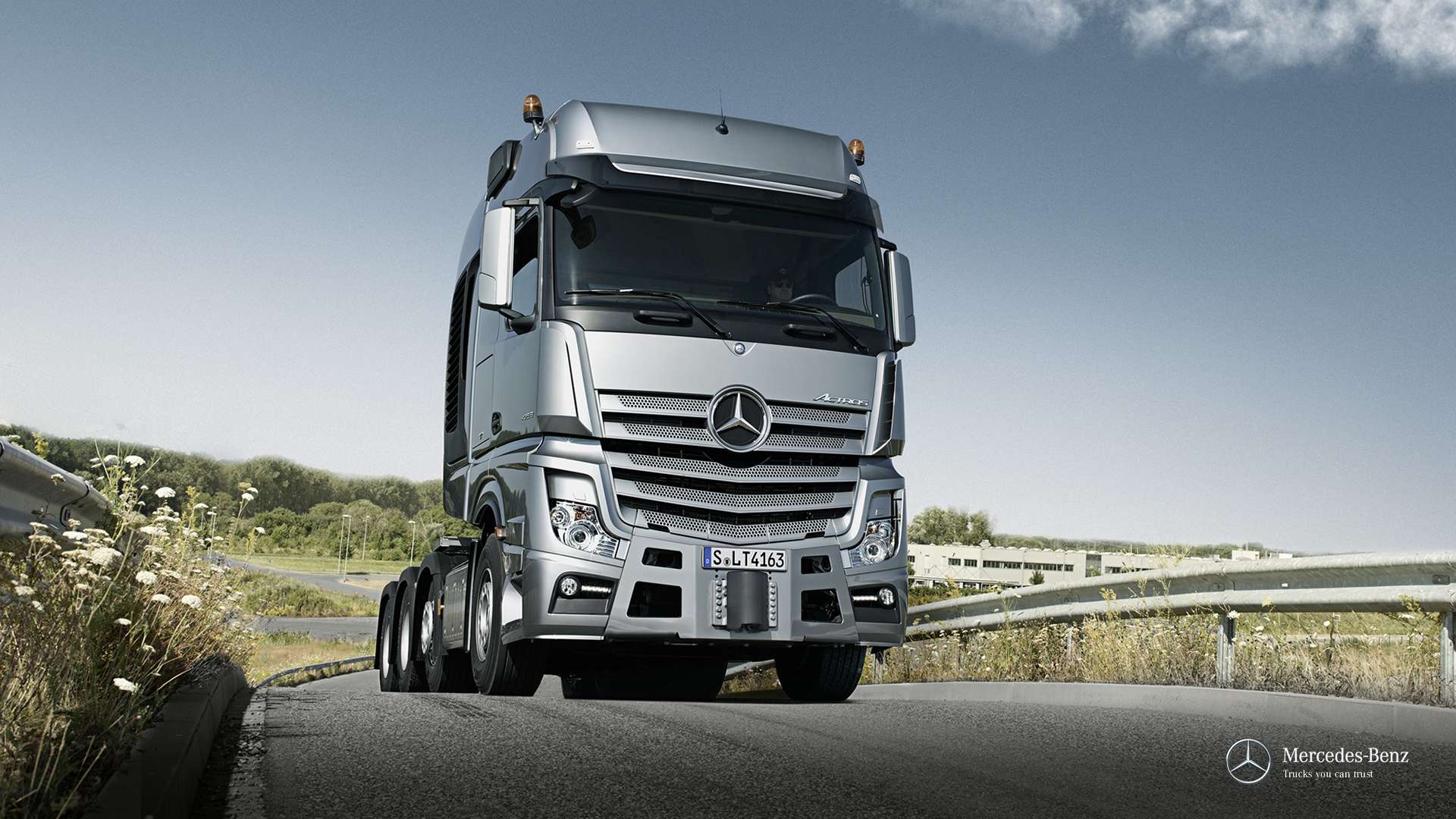 Mercedes Truck Wallpaper