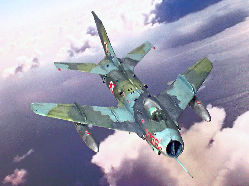 1:72 Mikoyan Gurewich MiG 19R Lim 7R ASCC Code „Farmer C“