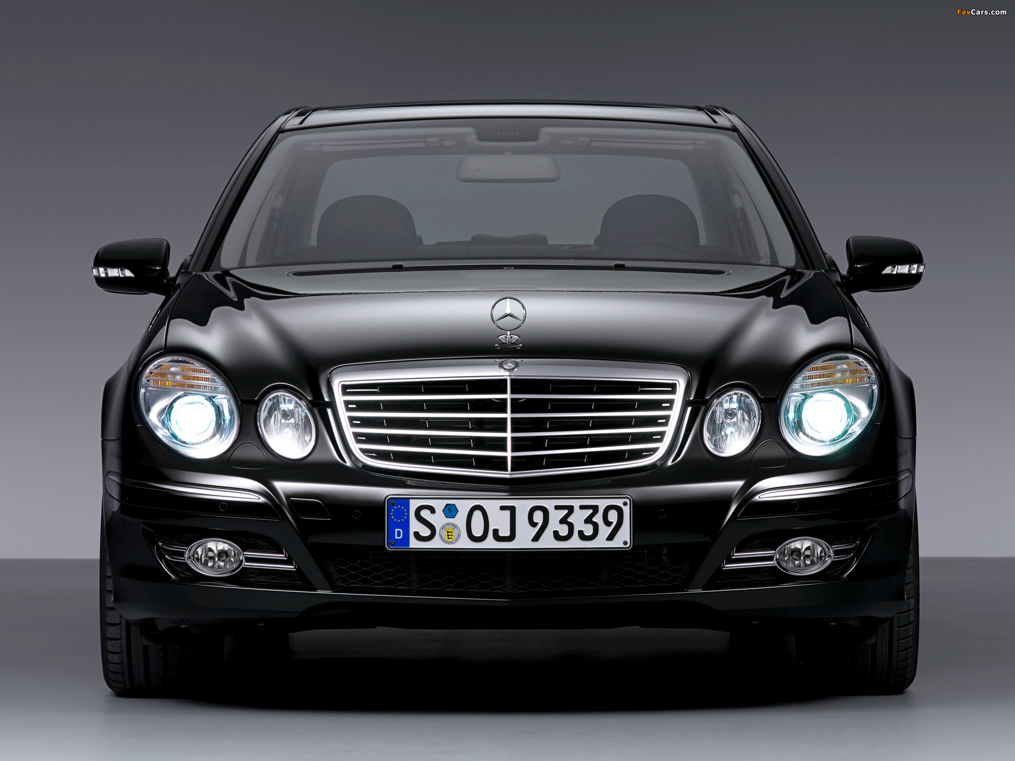 Mercedes-Benz E500 Wallpapers - Wallpaper Cave