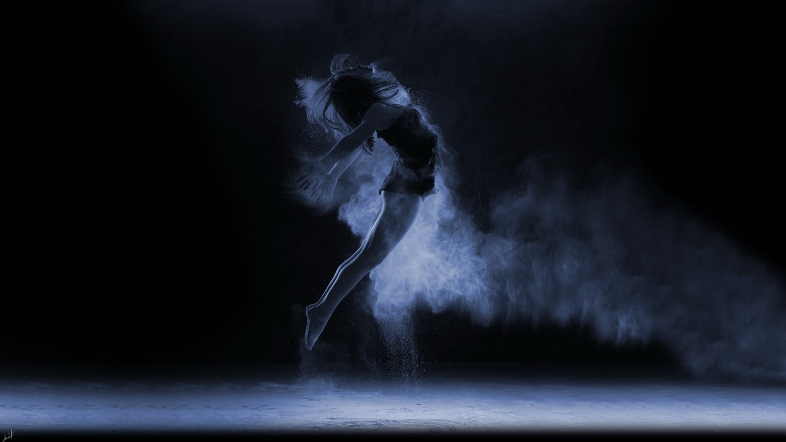 Dancing Girl in Dark High Resolution Image
