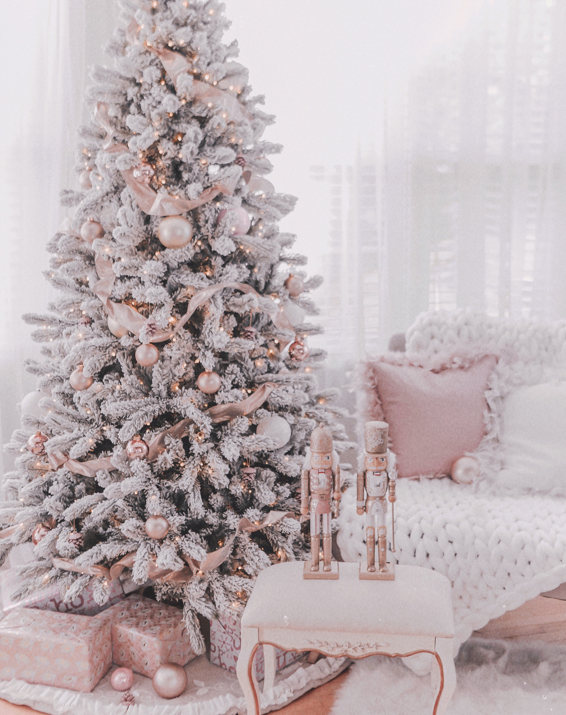 Couture Rose Gold & Blush Christmas Tree Decoration Details