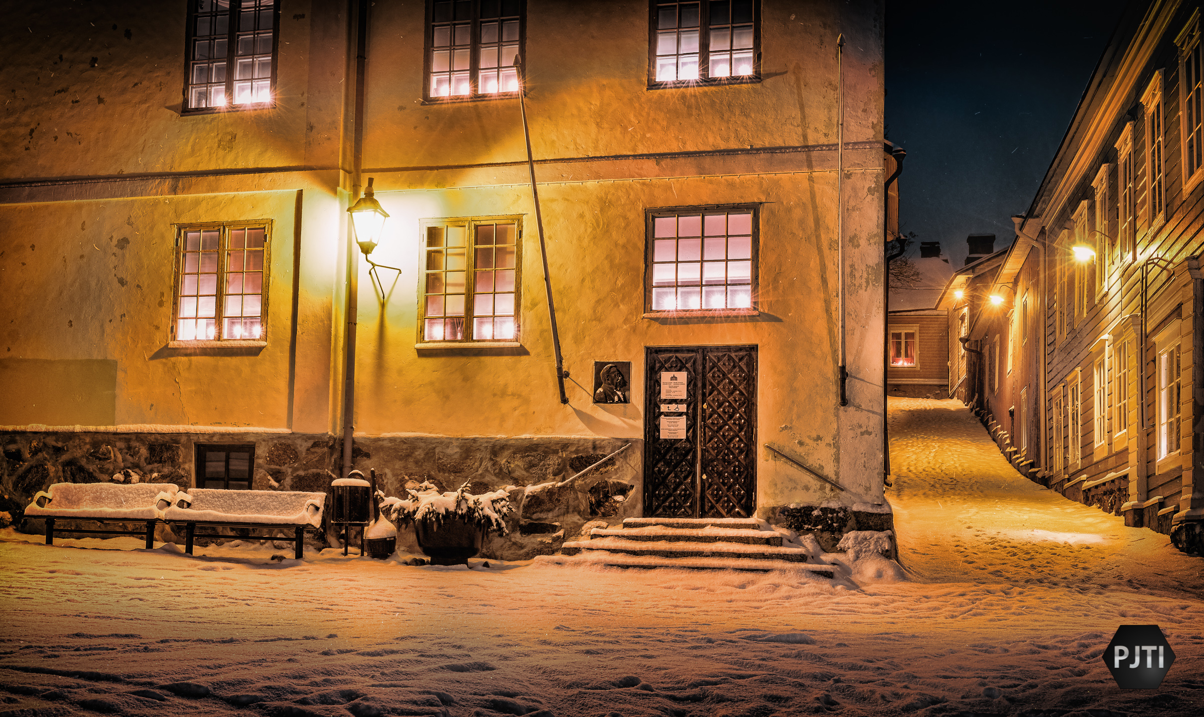 Wallpaper, street, night, winter, house, evening, panorama, Christmas, light, lighting, darkness, urban area, ancient history, porvoo 2417x1440