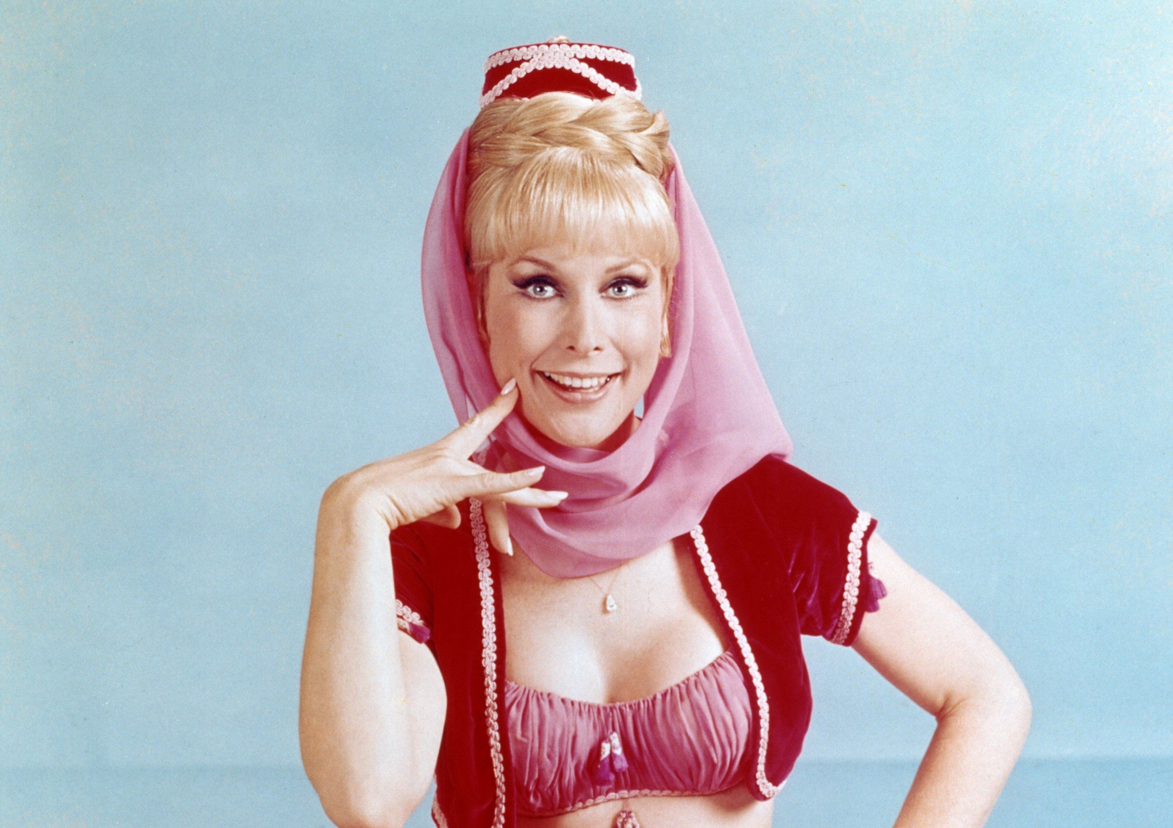 I Dream of Jeannie': How Barbara Eden Hid Her Growing Belly When She W...