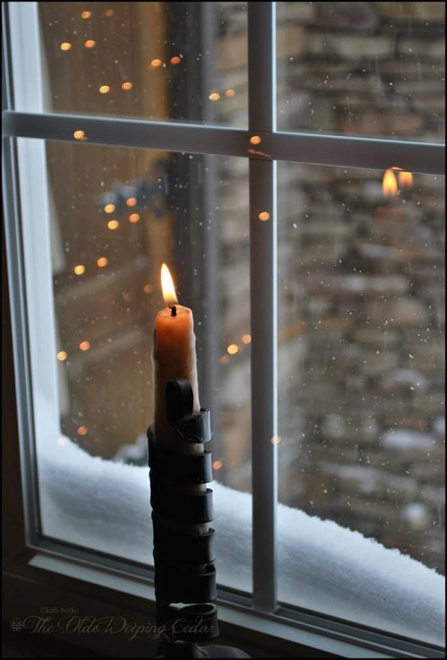 Window snow winter candle wallpaperx2123