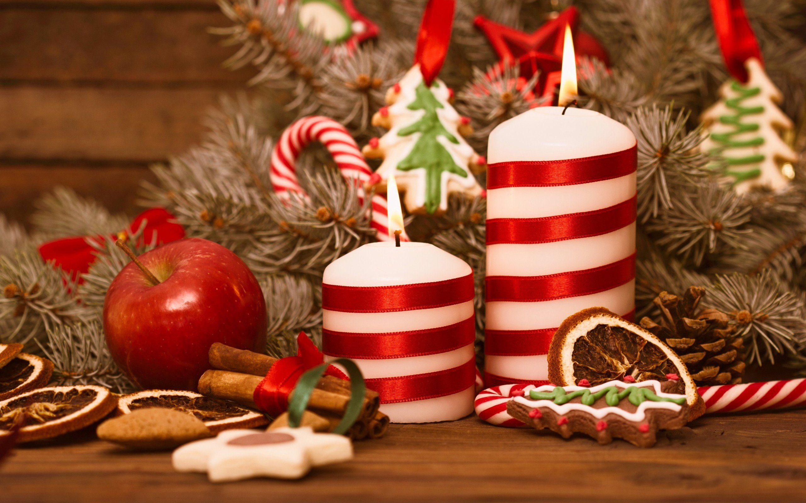 Wallpaper, 2560x1600 px, apples, candles, Christmas, treats 2560x1600