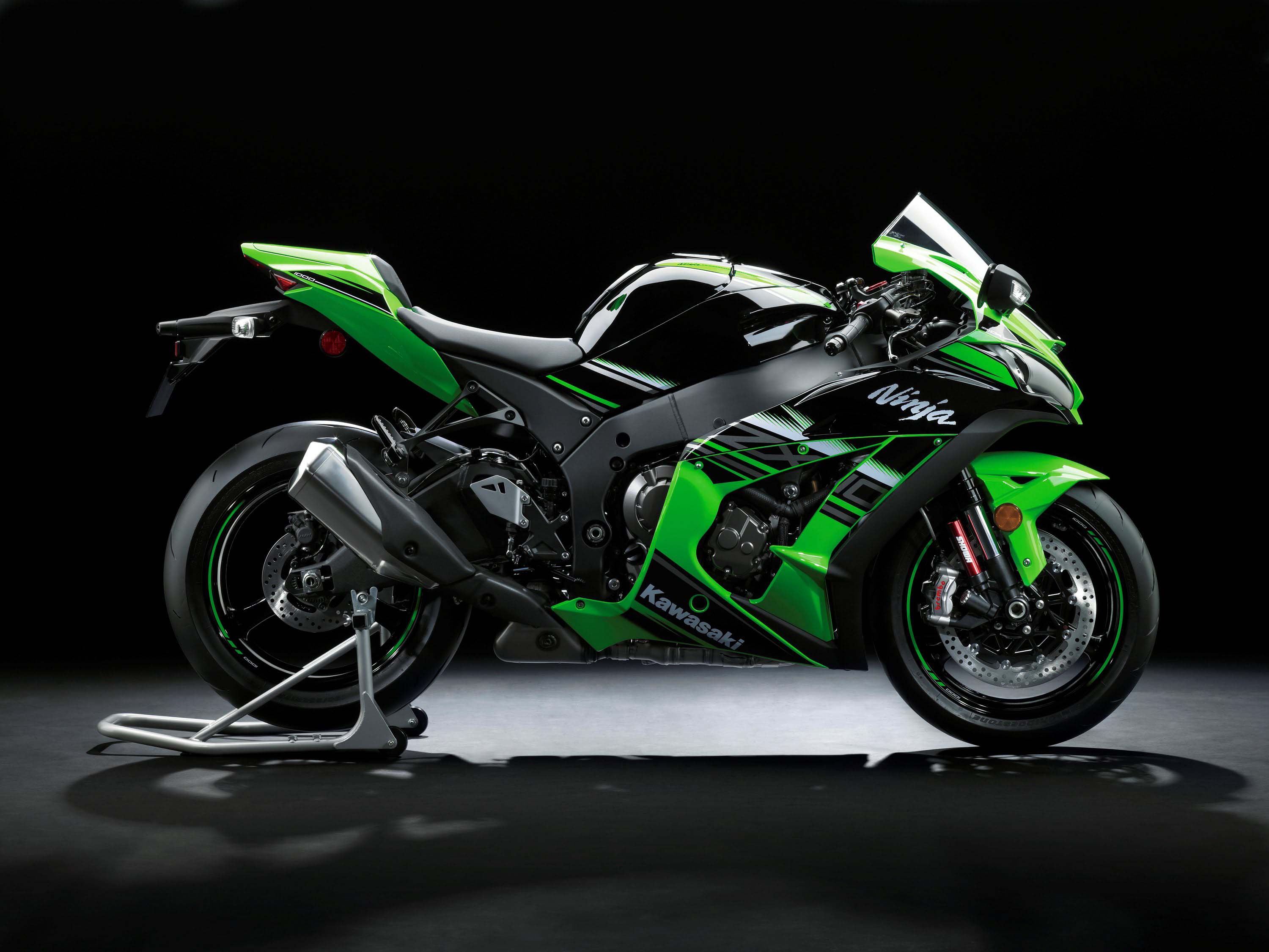 Here's A Walk Around Of The 2016 Kawasaki Ninja ZX 10R