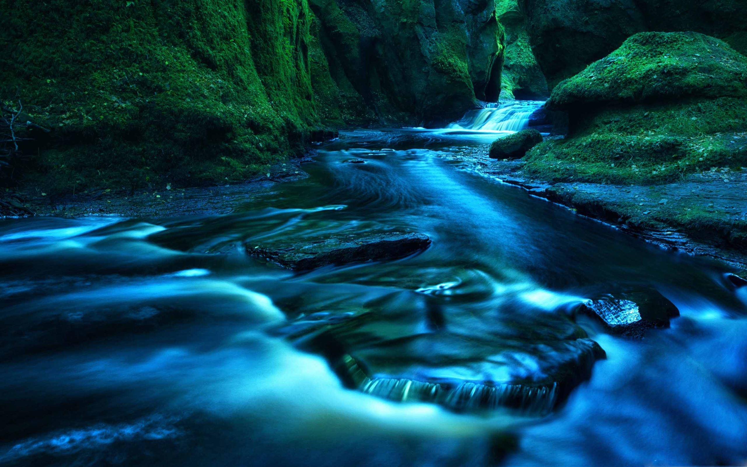The Devils Pulpit Scotland MacBook Air Wallpaper Download