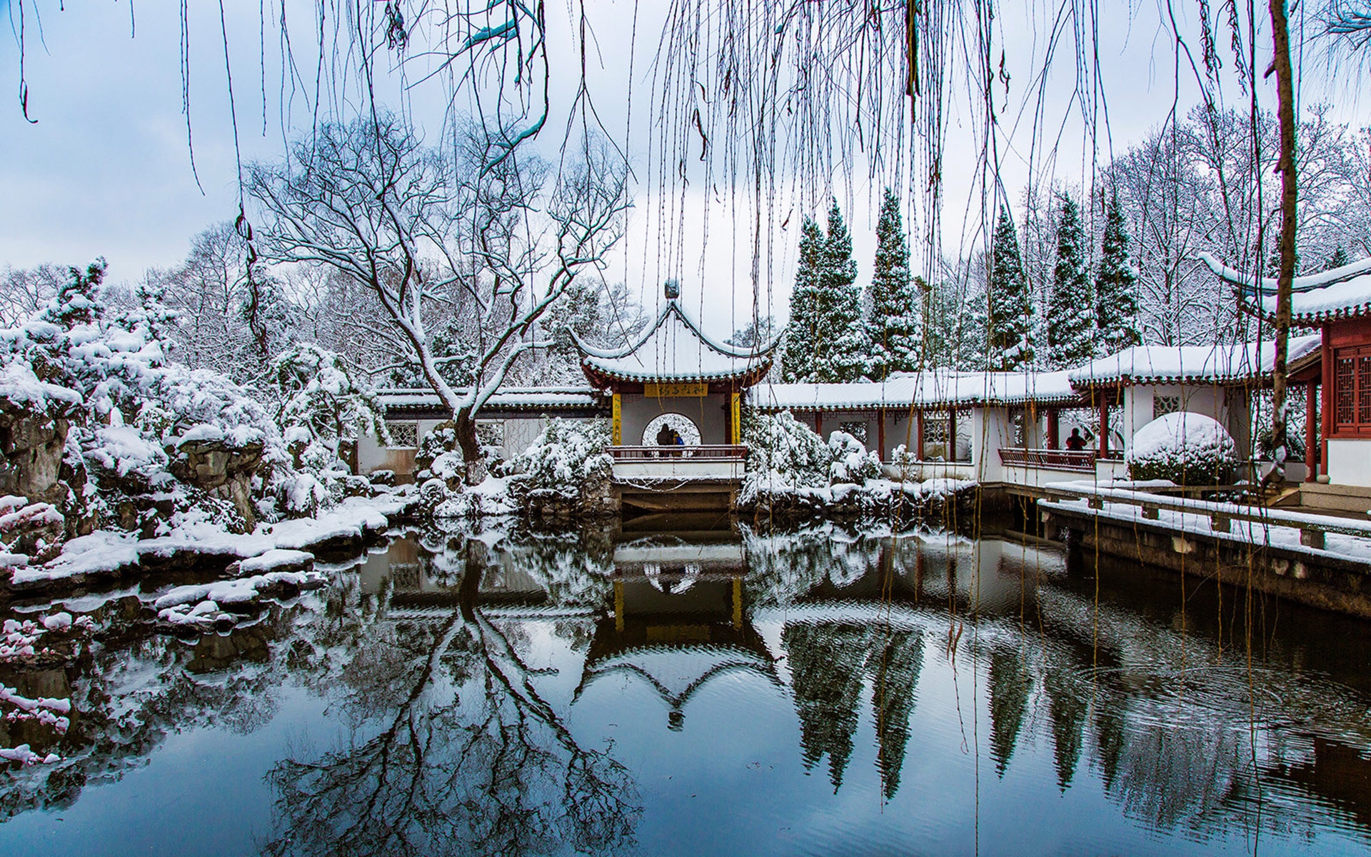 Wallpaper, winter, snow, Suzhou Gardens, garden, China, lake, Chinese traditional architecture 1920x1200