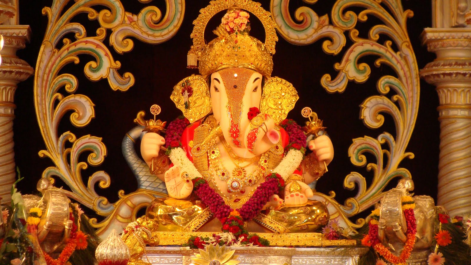 MandirInfo: Shreemant Dagdusheth Halwai Ganapati