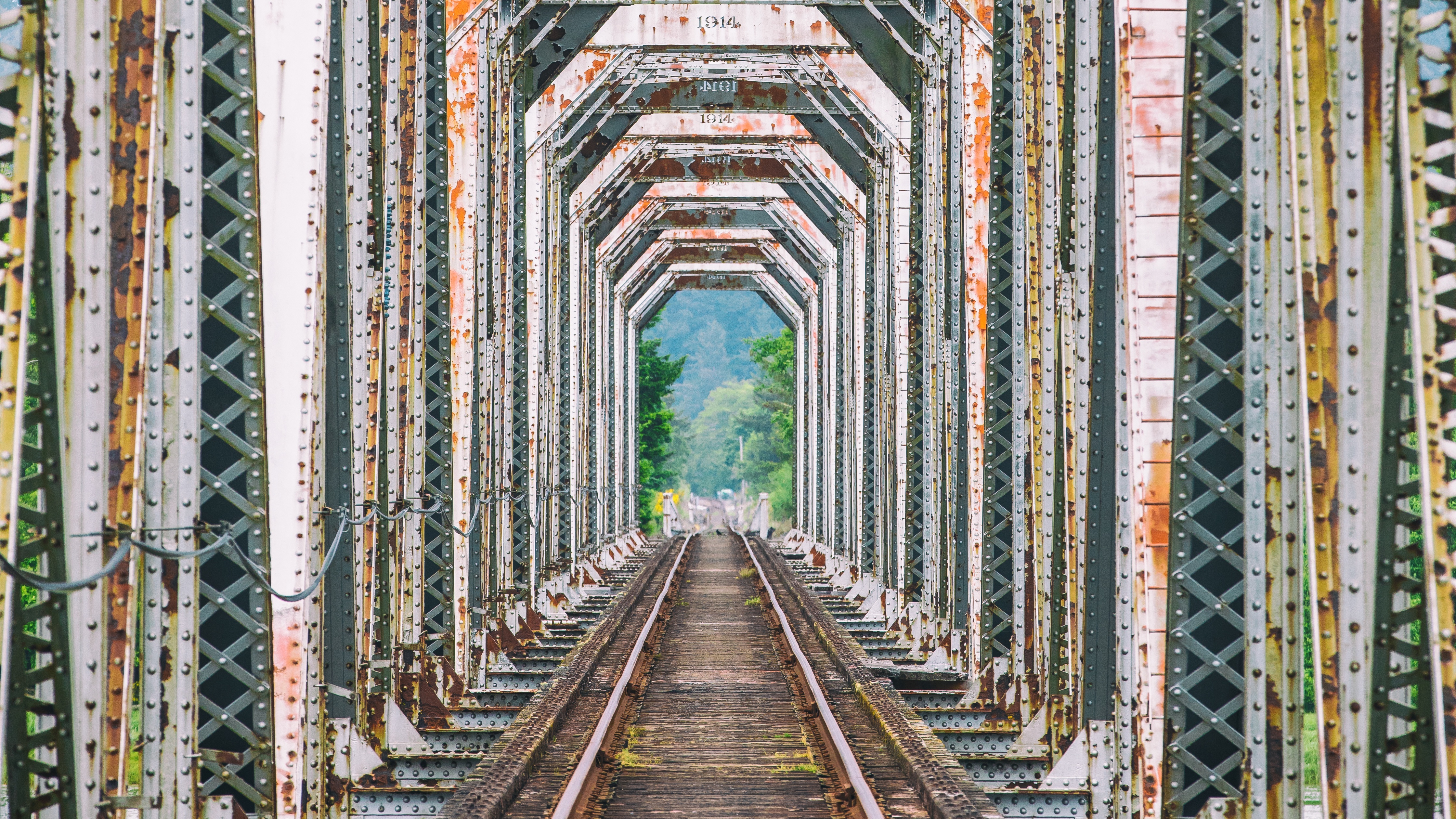 Bridge Railroad Wallpaper:4480x2520