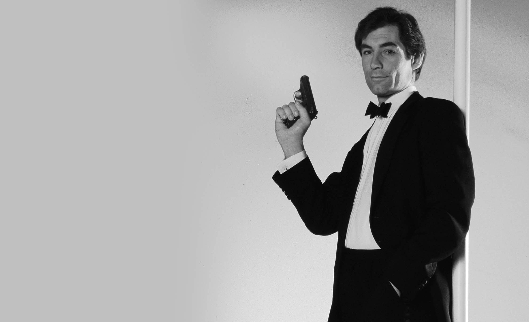 Timothy Dalton James Bond Wallpaper