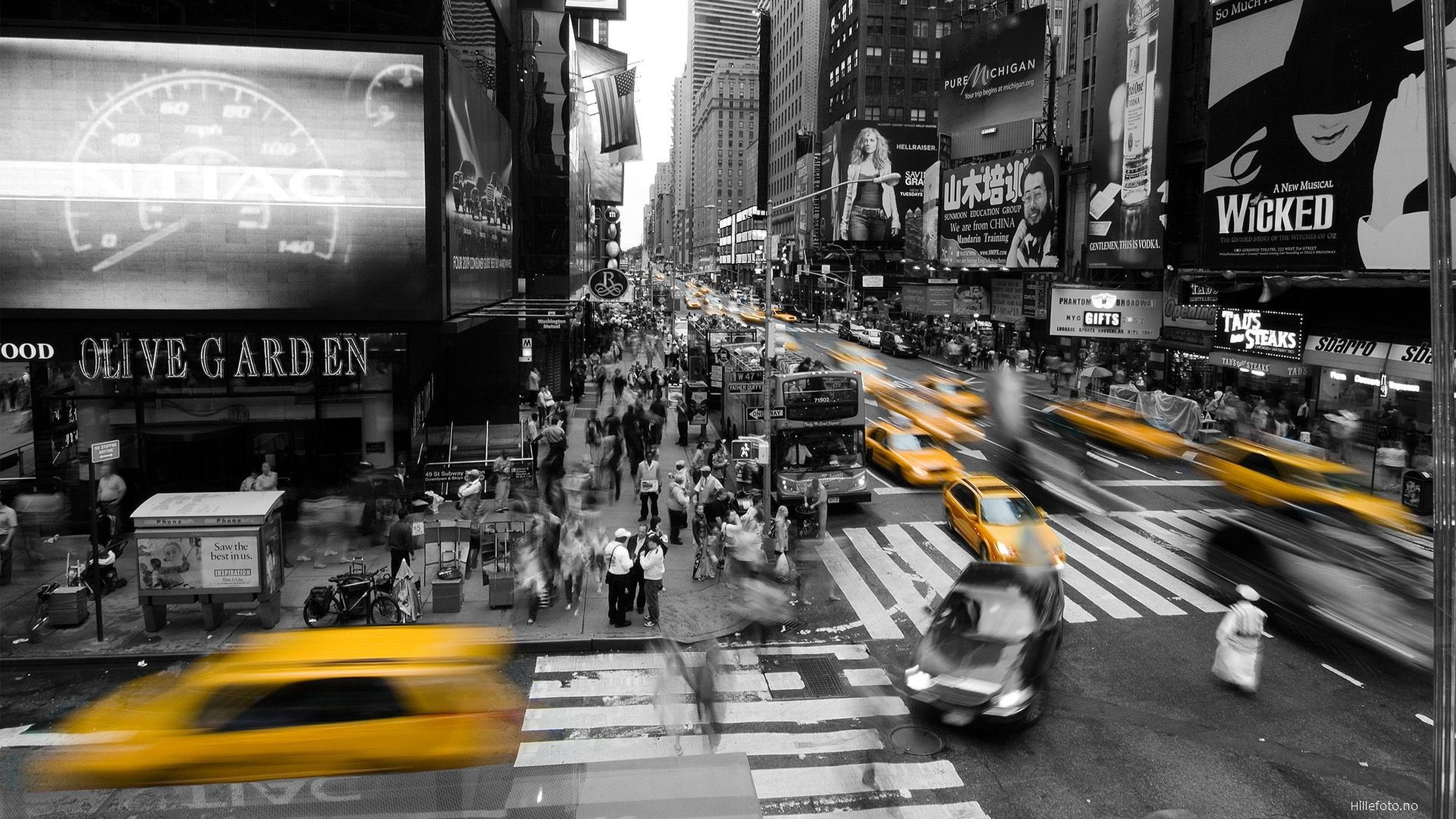 Cityscapes new york city taxi selective coloring wallpaperx2160