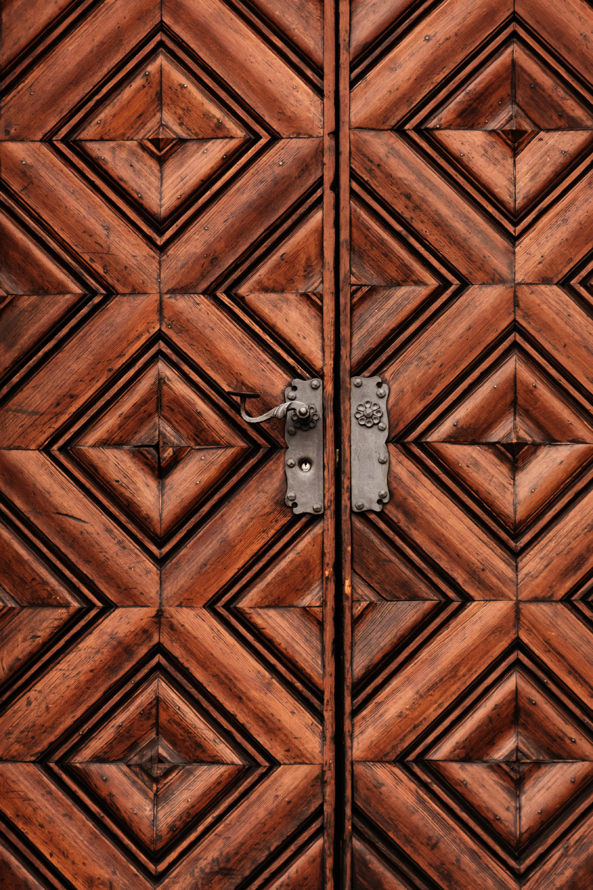Heavy Wooden Door Free Domain Picture