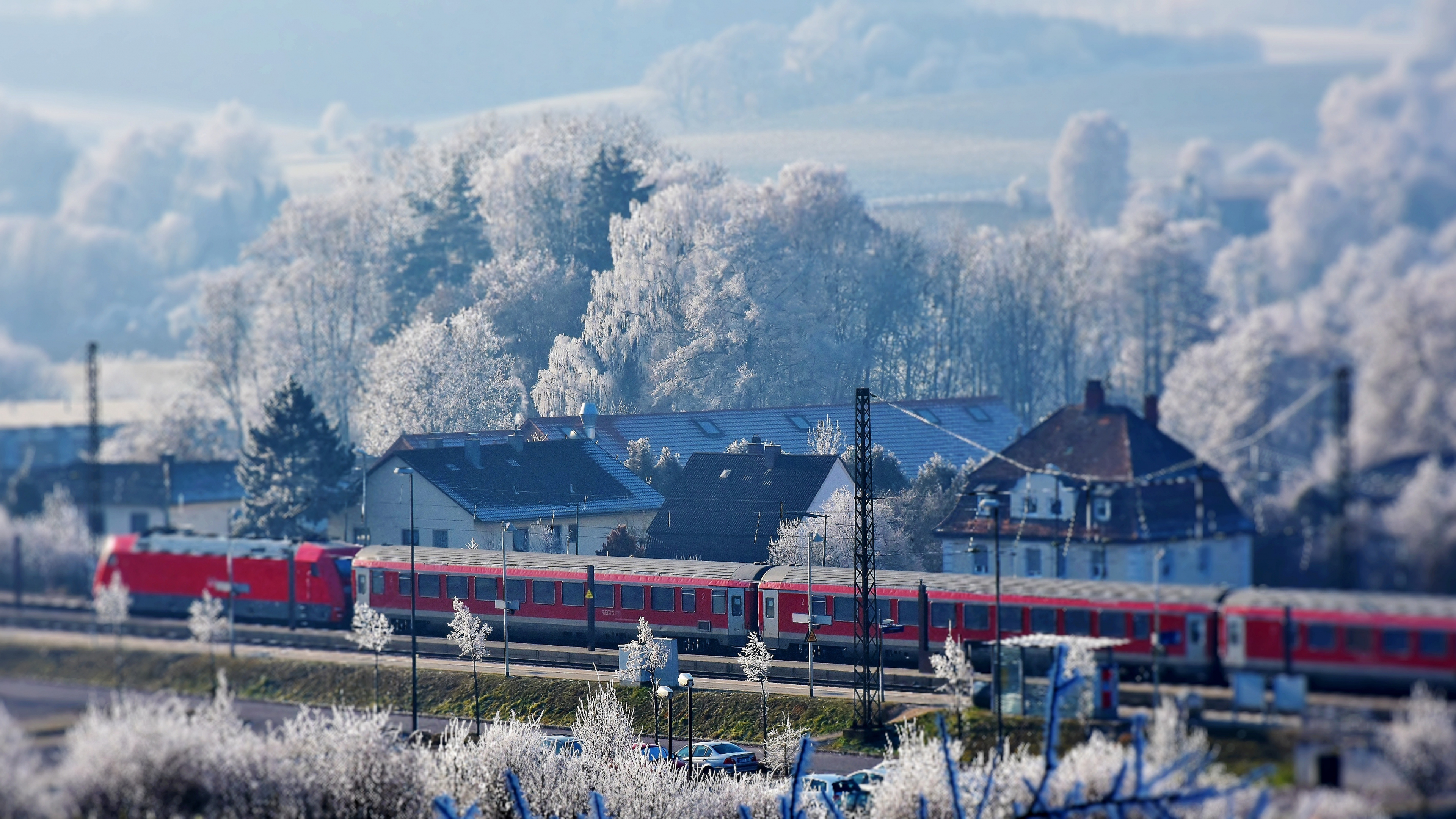 Download 3840x2160 wallpaper train, winter, snowfrost, houses, town, 4k, uhd 16:9, widescreen, 3840x2160 HD image, background, 992