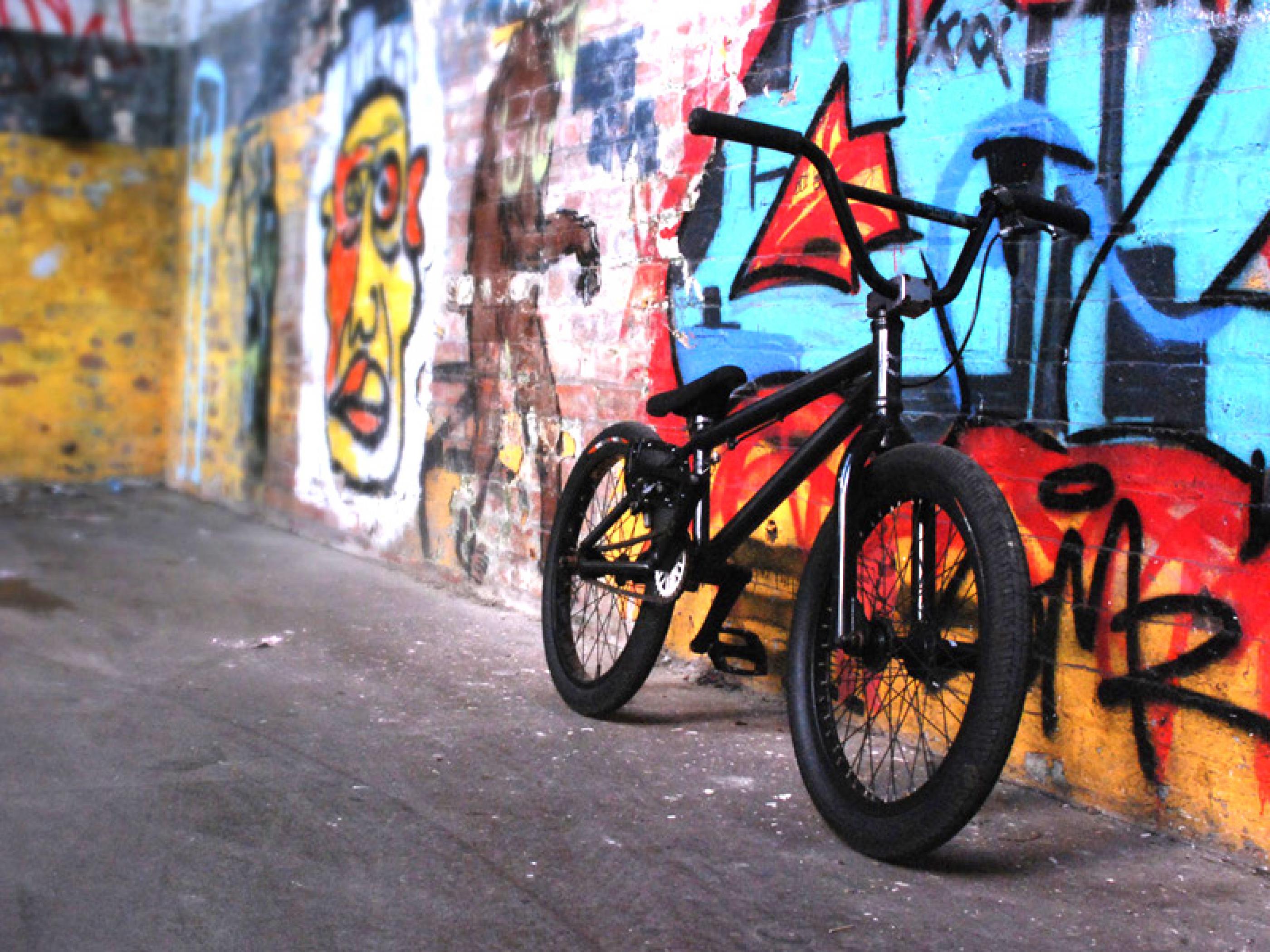 BMX Bike Background Wallpaper 71399 2800x2100px