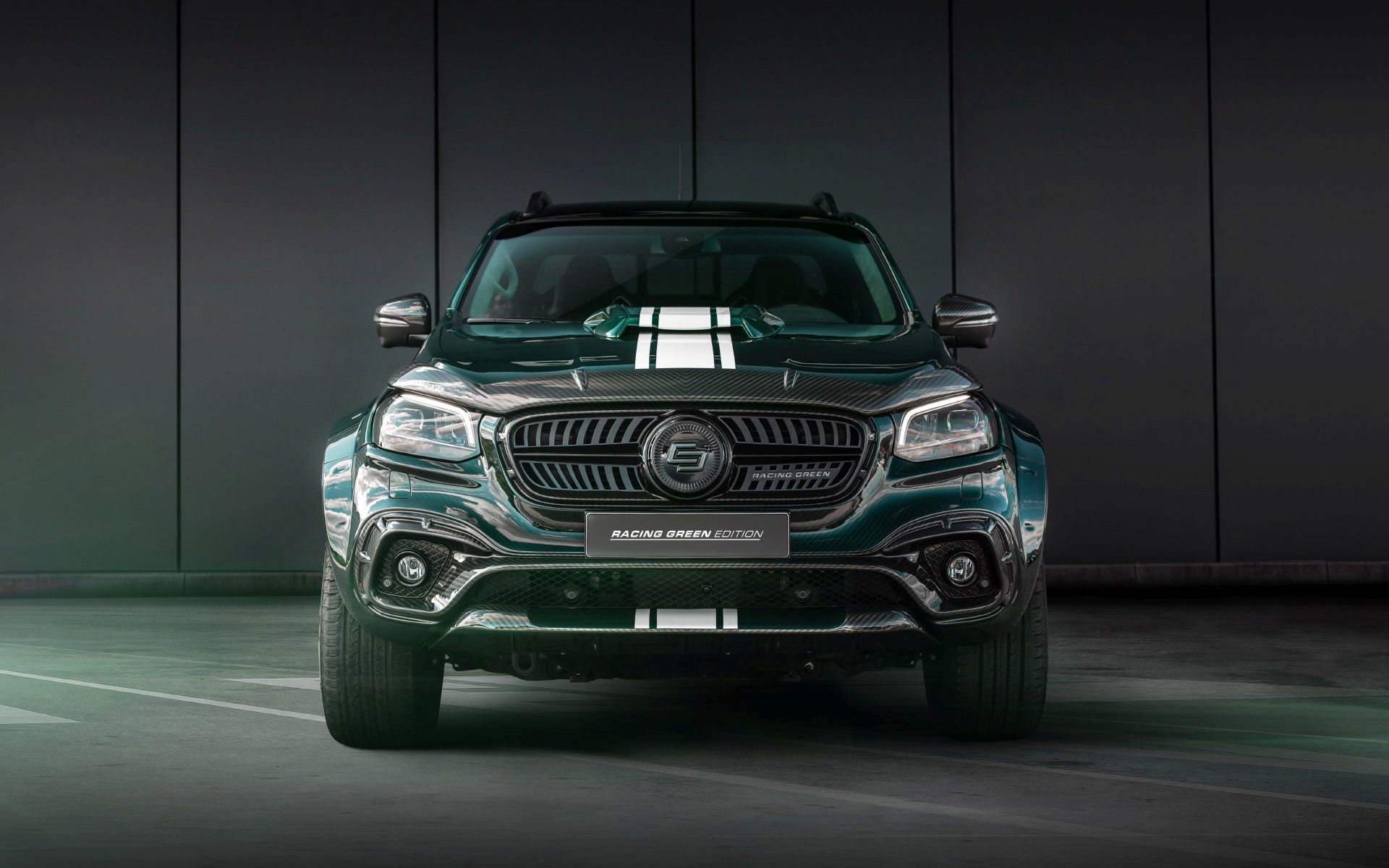 Mercedes Benz X Class EXY Racing Green Edition