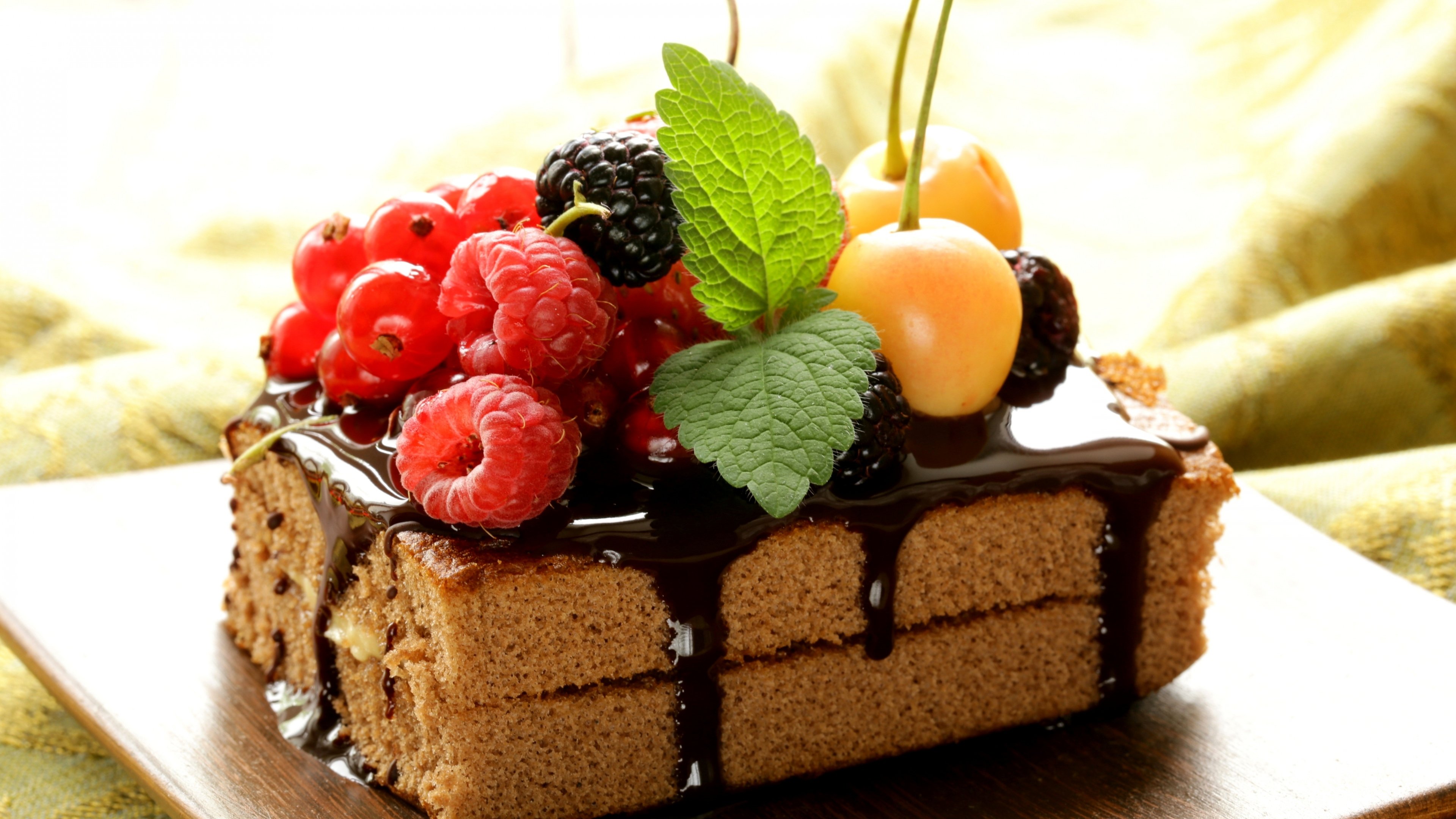 Wallpaper, 3840x2160 px, cake, chocolate, food, fruit 3840x2160