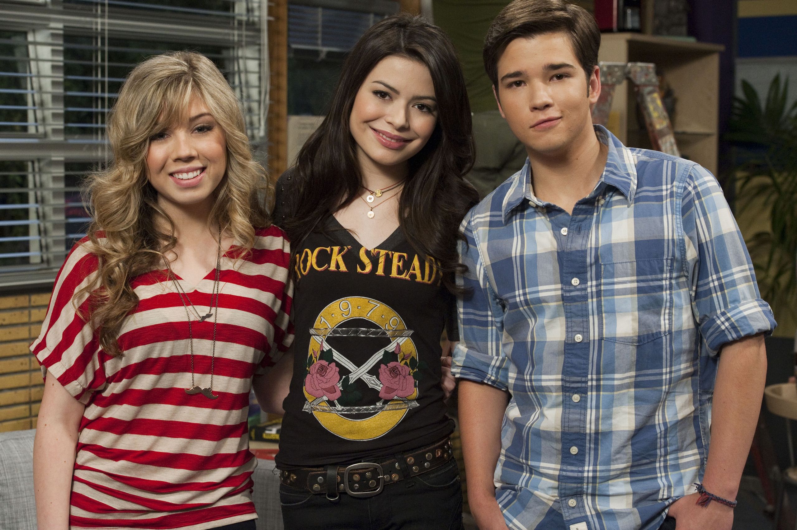 iCarly Image. Icon, Wallpaper and Photo on Fanpop. Icarly, Icarly and victorious, Miranda cosgrove icarly