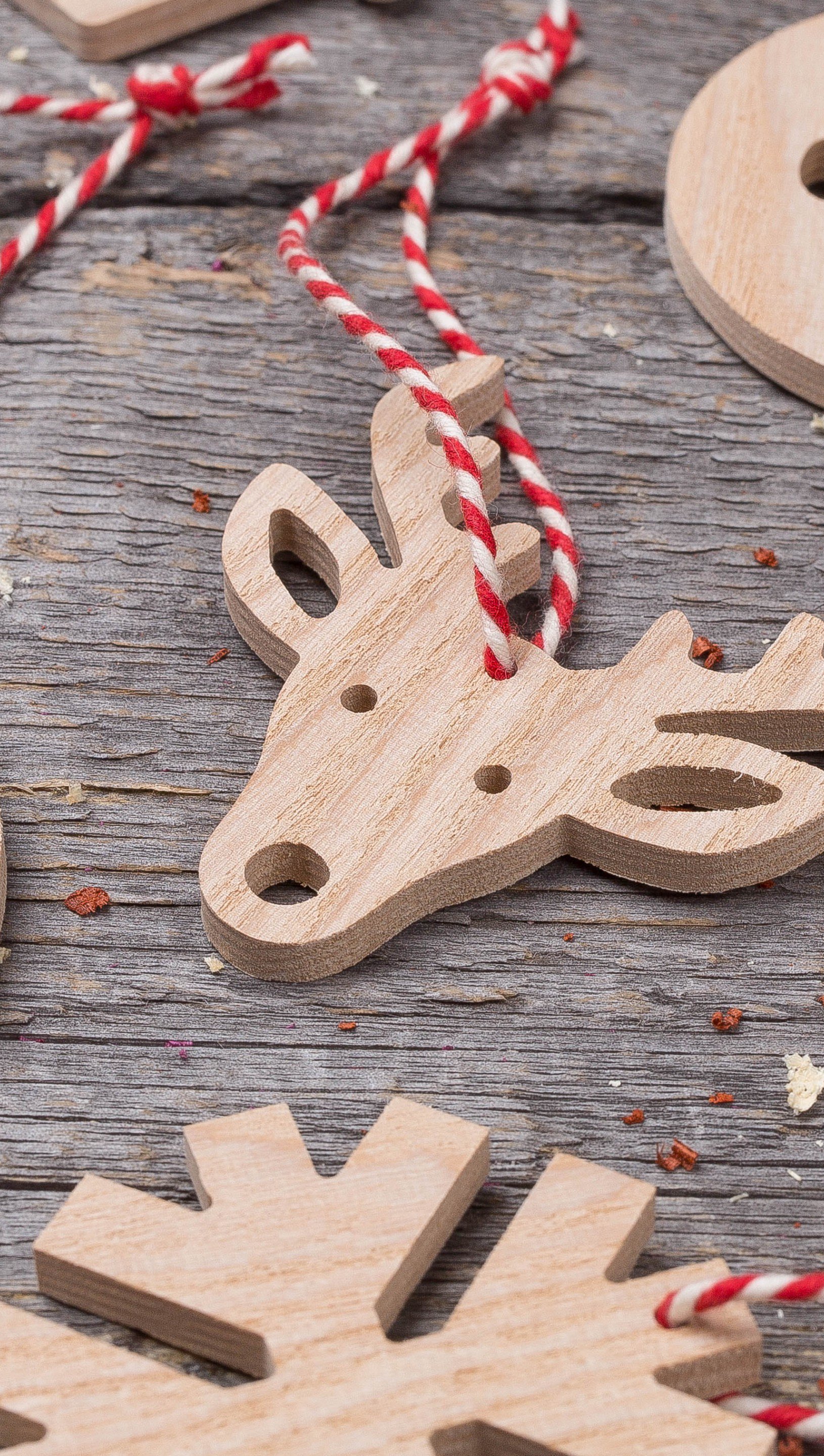 Wooden christmas colguijes Wallpaper 5k Ultra HD