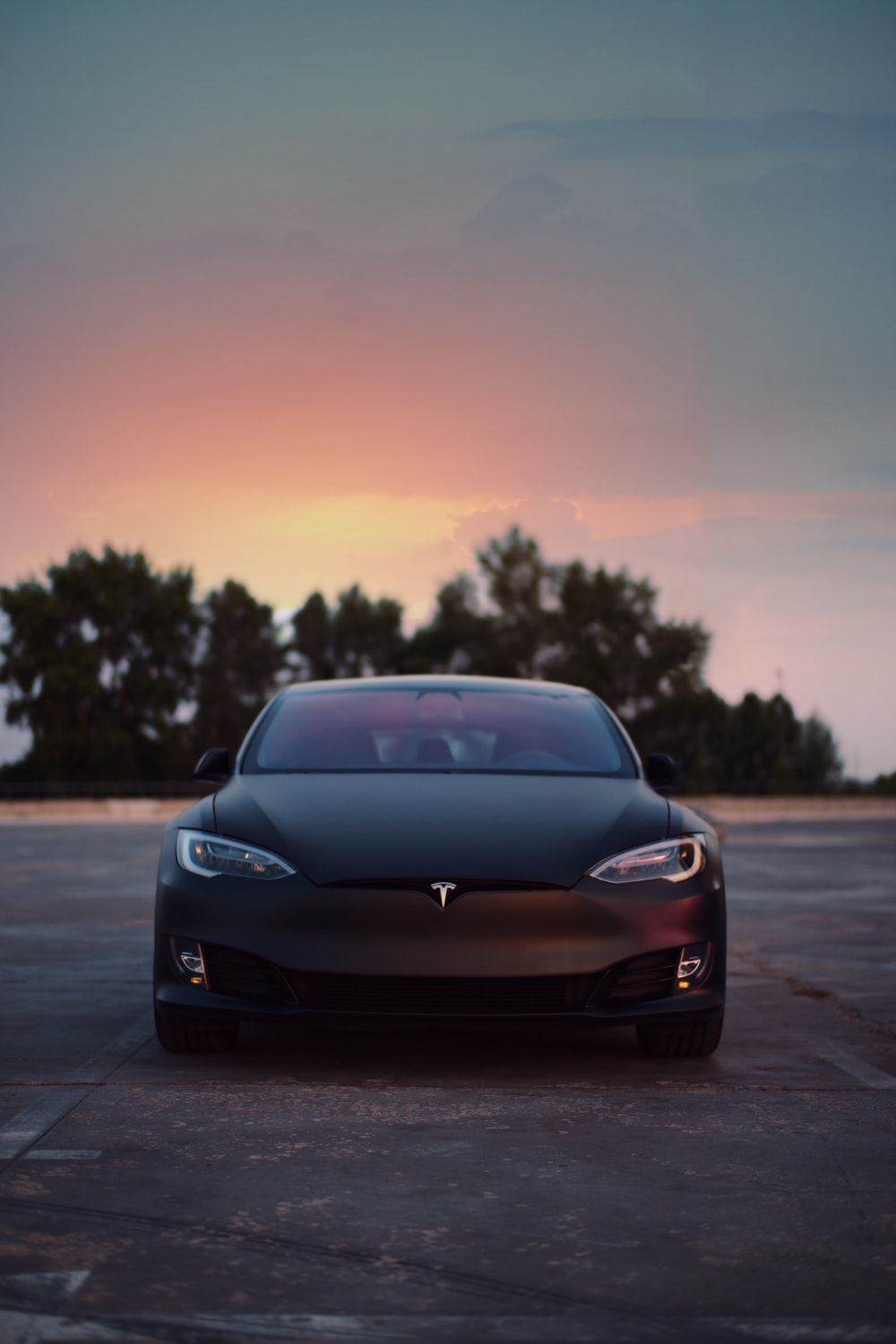30k+ Tesla Car Pictures