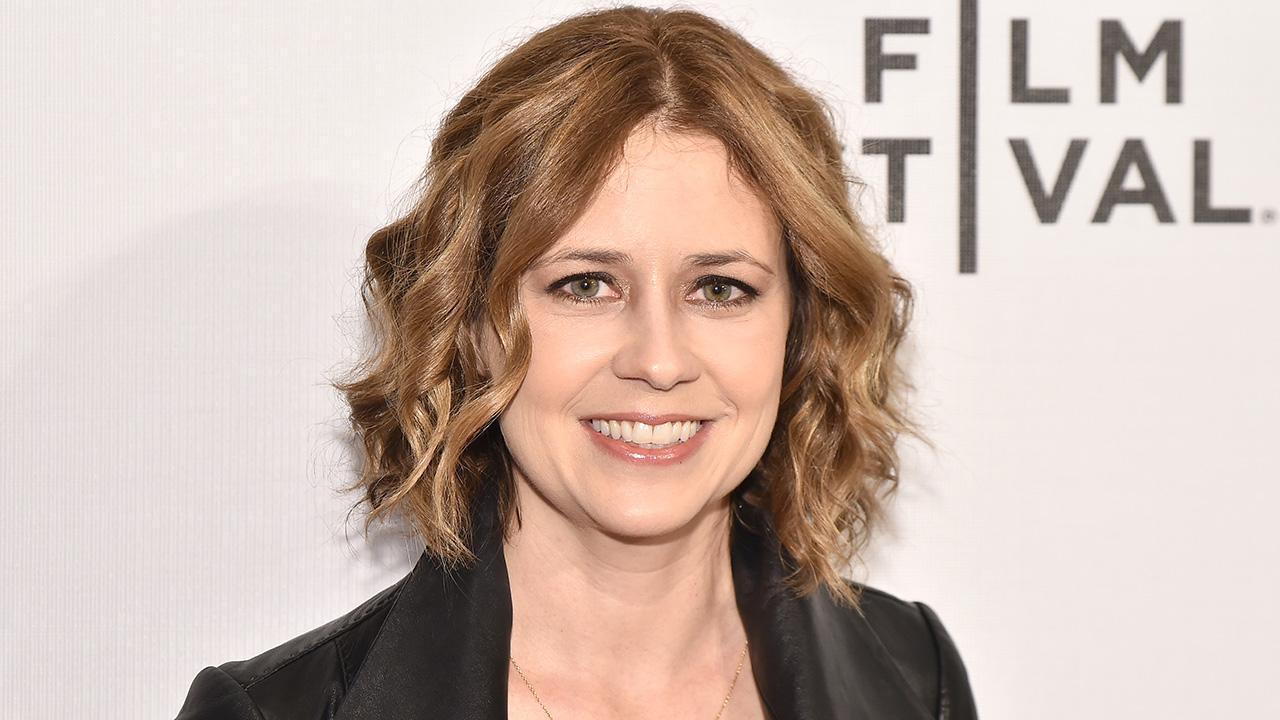 'The Office' Star Jenna Fischer (and Her Character Pam Beesly) Are Once Again Welcome to Dine at Chili's