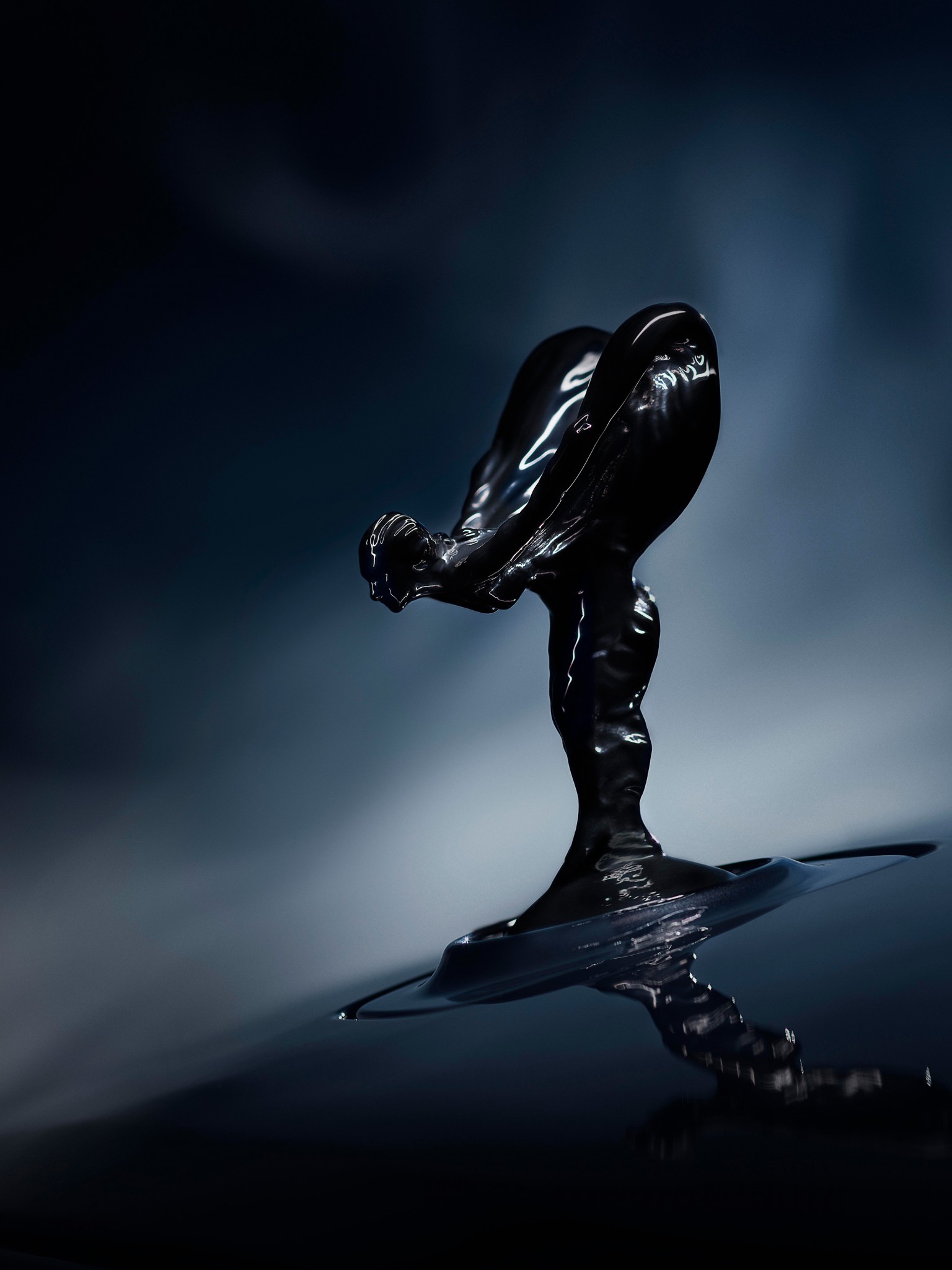 rolls royce HD wallpaper, water, darkness, sculpture, photography, still life photography, liquid, reflection, art, statue, figurine