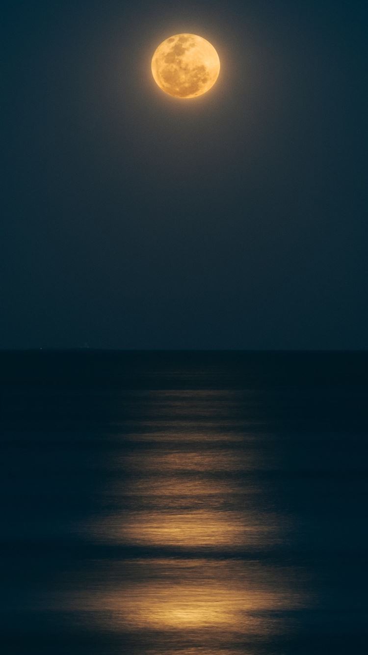 sea under full moon iPhone 8 Wallpaper Free Download