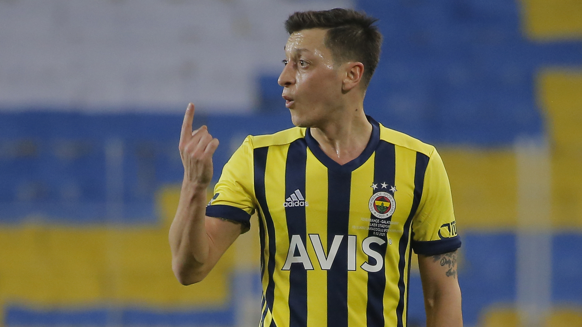 Mesut Ozil ends long goal drought with crucial strike for Turkish club Fenerbahce
