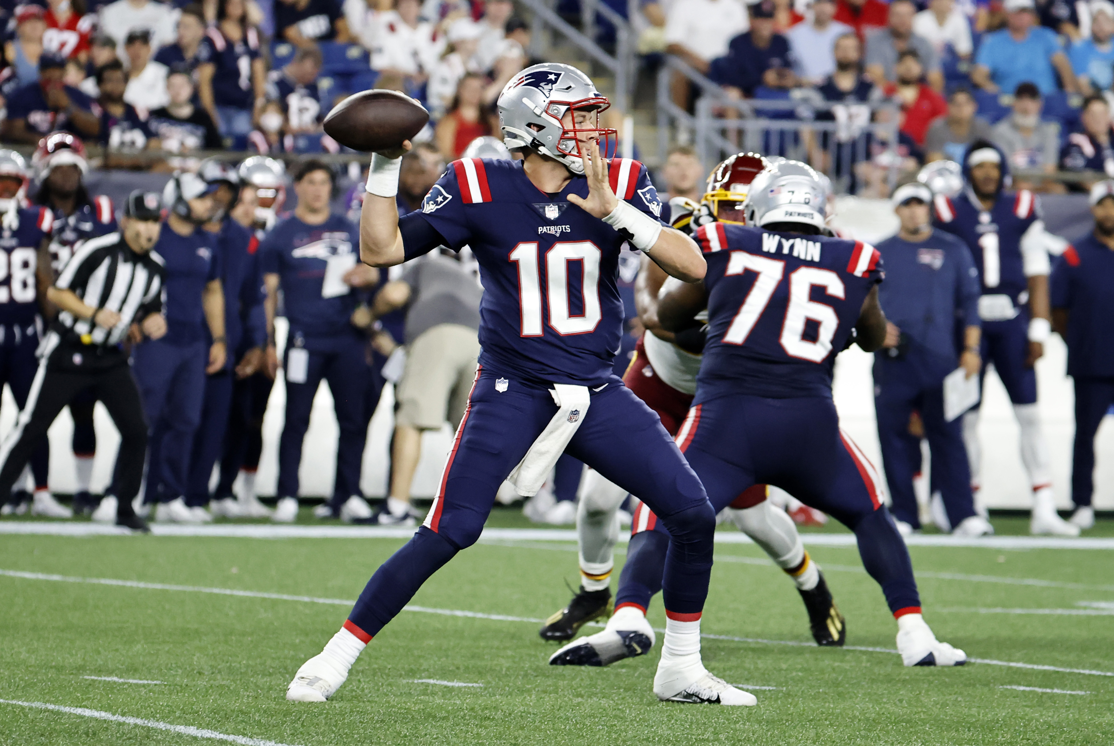Mac Jones Throws for 87 Yards in Impressive Outing as Patriots Beat WFT in Preseason. Bleacher Report. Latest News, Videos and Highlights