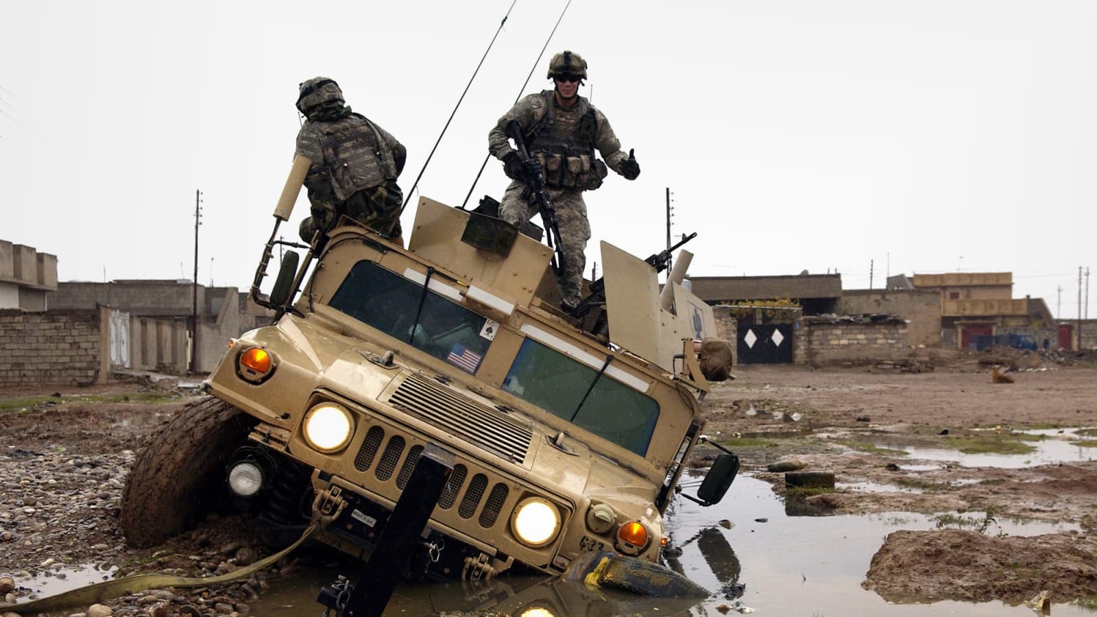 The new Humvee: Lockheed, Oshkosh, AM General bid on defense contract