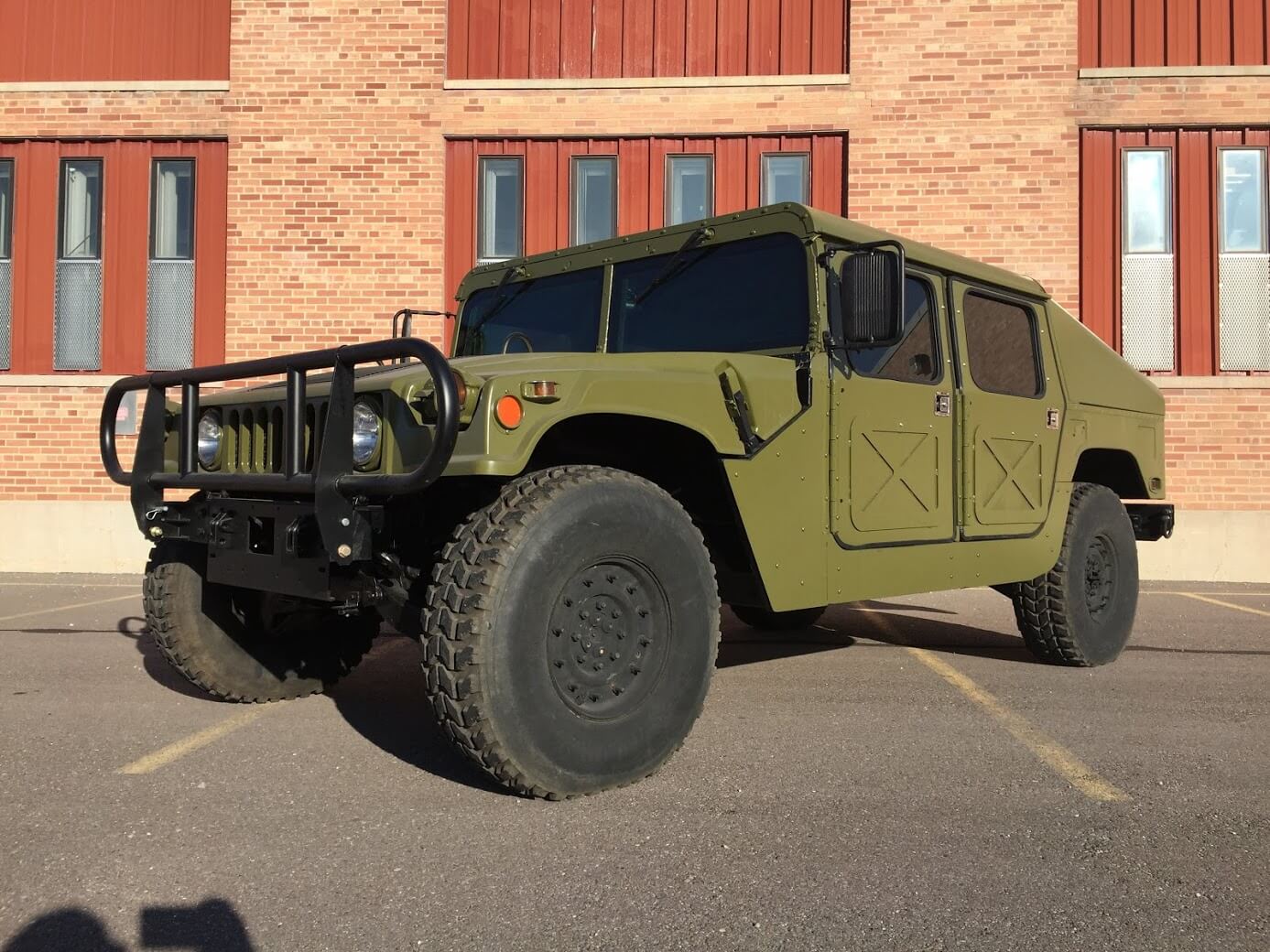 Reasons To Get A Military Humvee Right Now