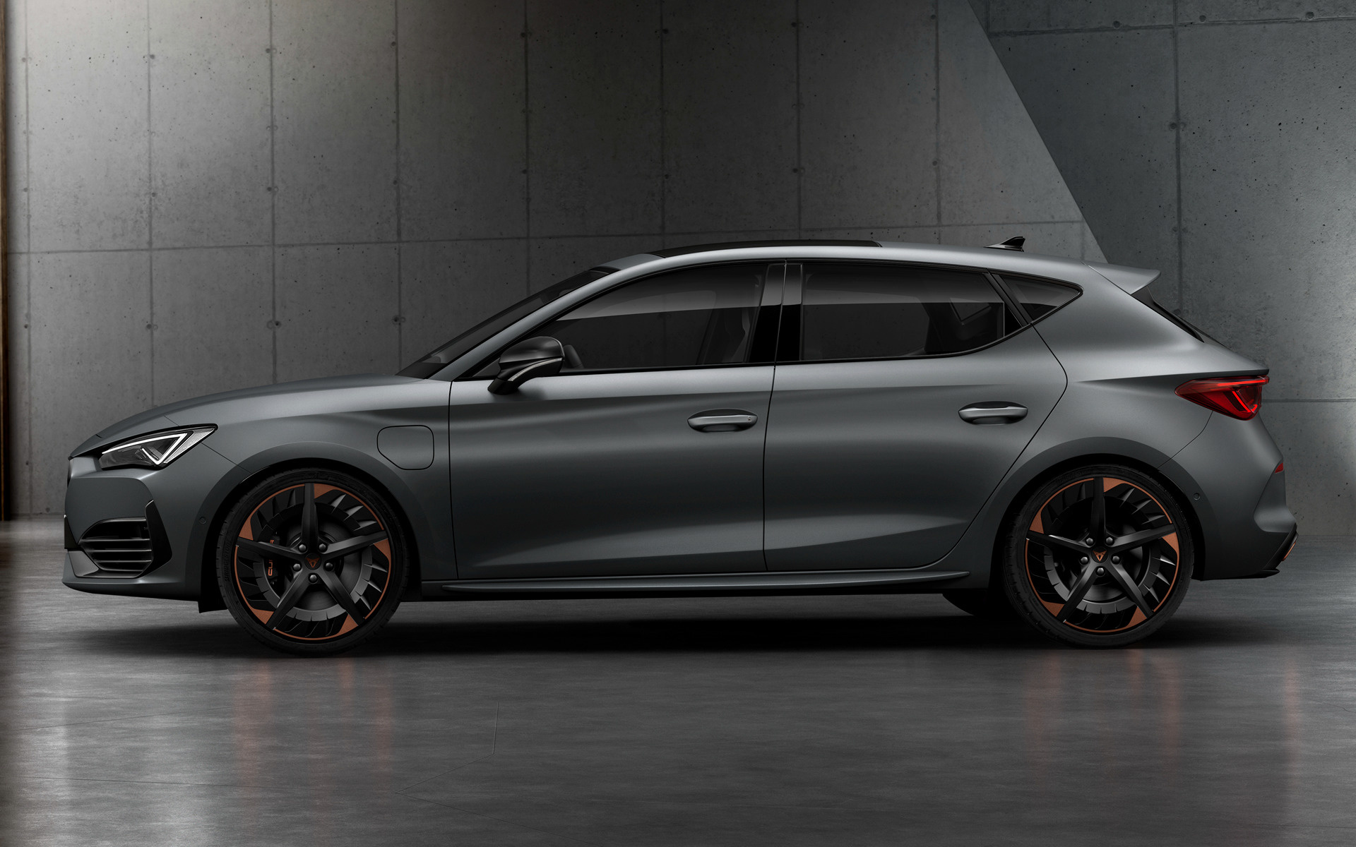 Cupra Leon eHybrid and HD Image