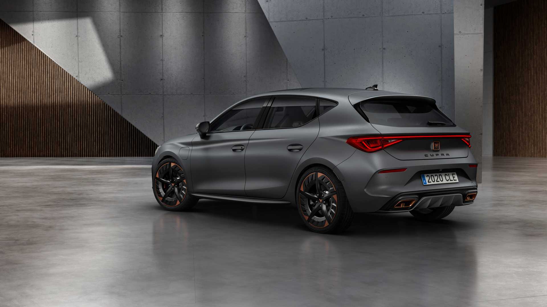 Cupra Leon Revealed: 306 HP AWD Wagon, PHEV Model, No Manual