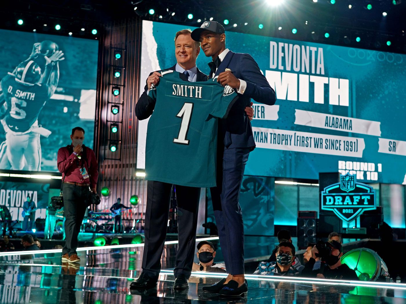 Eagles Picking DeVonta Smith Provides Some Much Needed Juice Green Nation