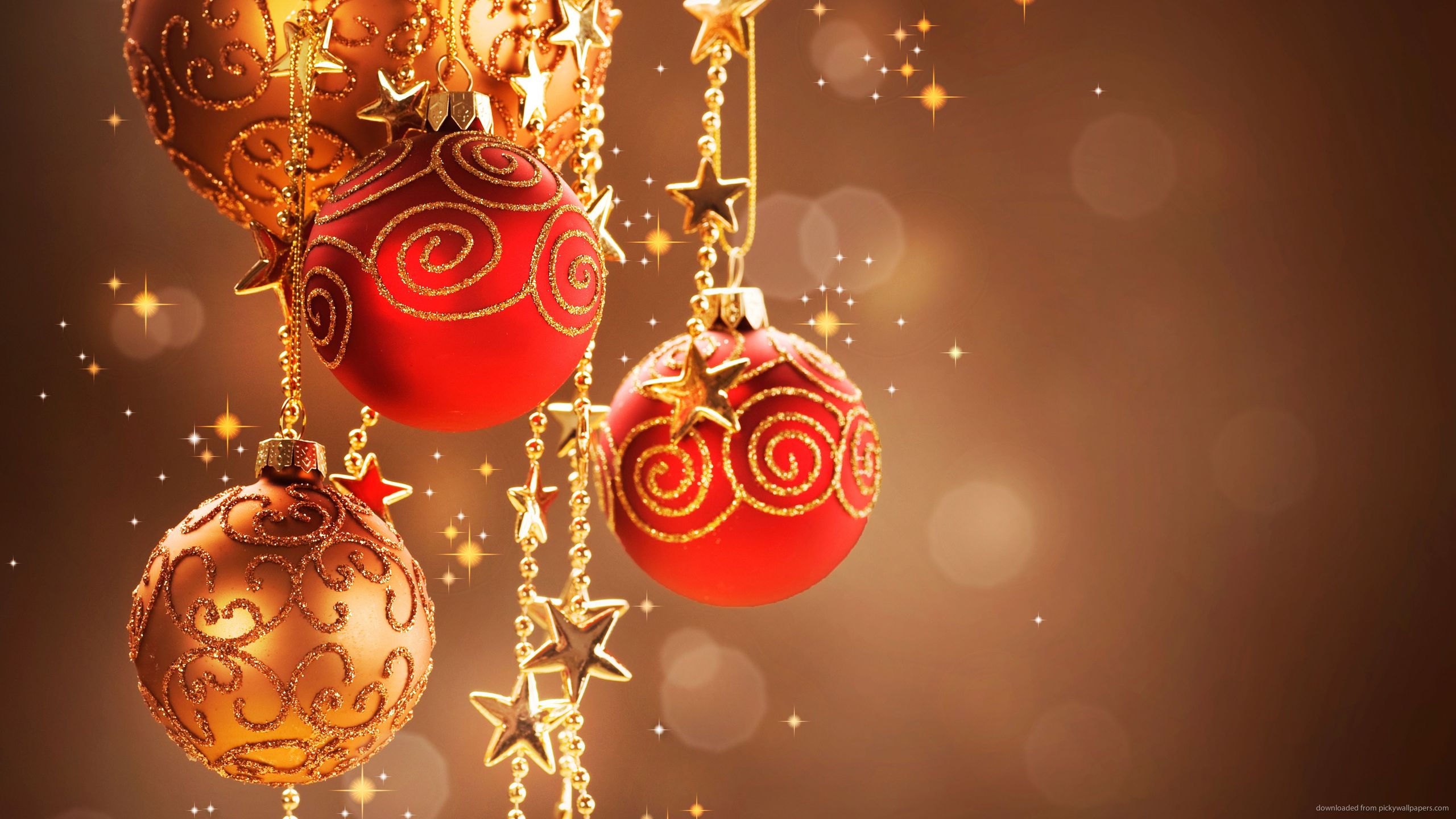 Download 2560x1440 Christmas Decorations Ultra HD Wallpaper