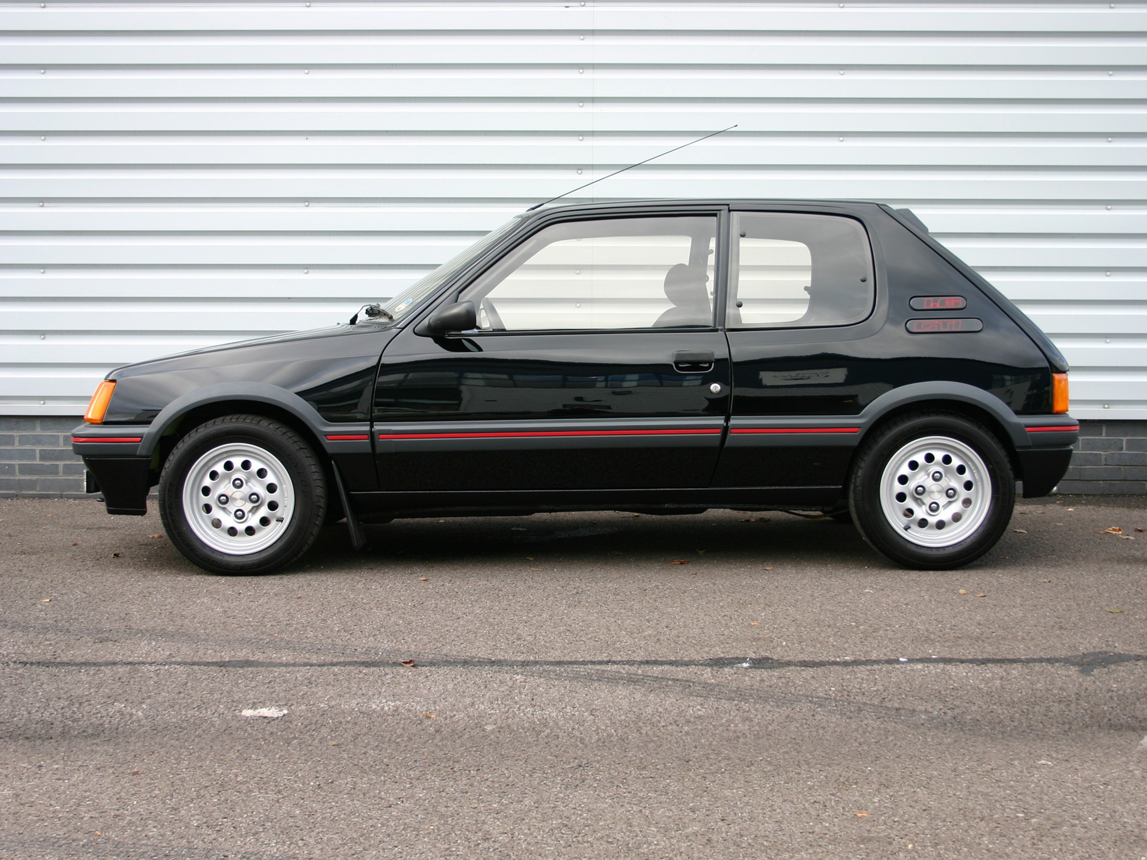 Peugeot 205 GTI Car Vehicle Classic France 4000x3000 (4) wallpaperx3000