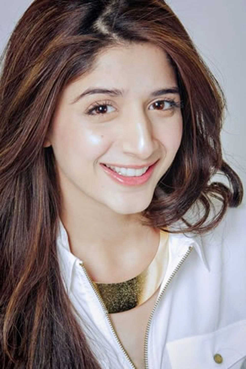 Mawra Hocane New Pictures From Doha Qatar | Reviewit.pk