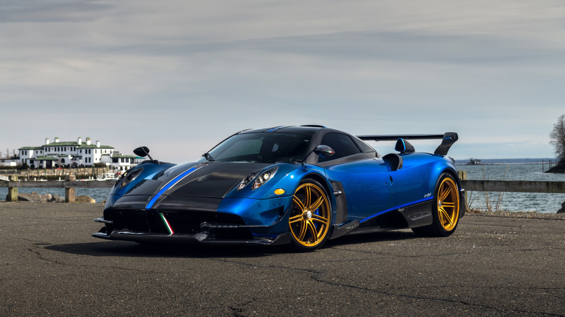 Drop Everything And Gawp At This One Off Pagani Huayra BC