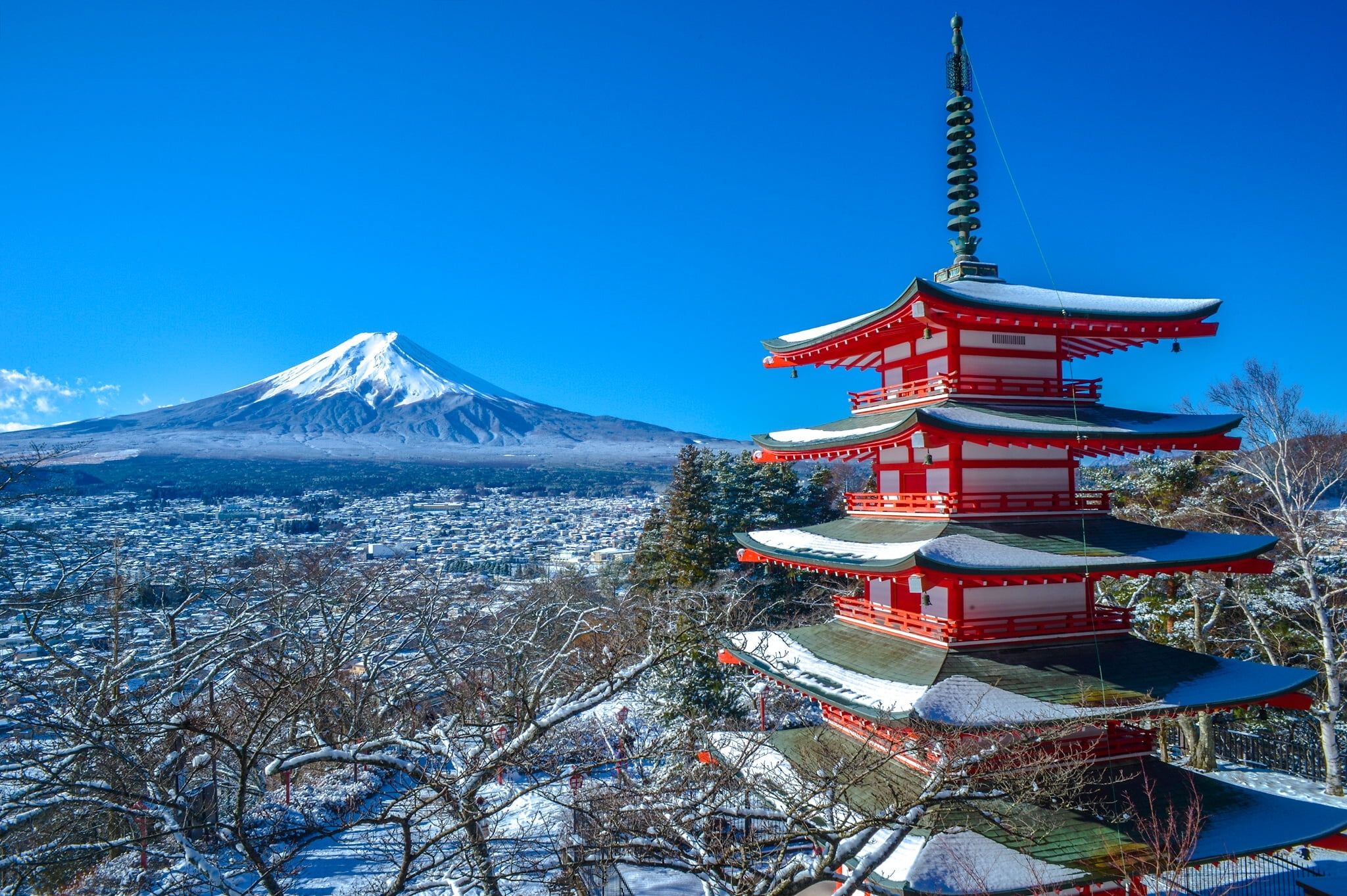 white and red temple #winter #mountain the volcano #Japan #Fuji #panorama #pagoda #Japan Mount Fuji #Fuji Chureito Pag. Japan winter, Mount fuji, Mount fuji japan