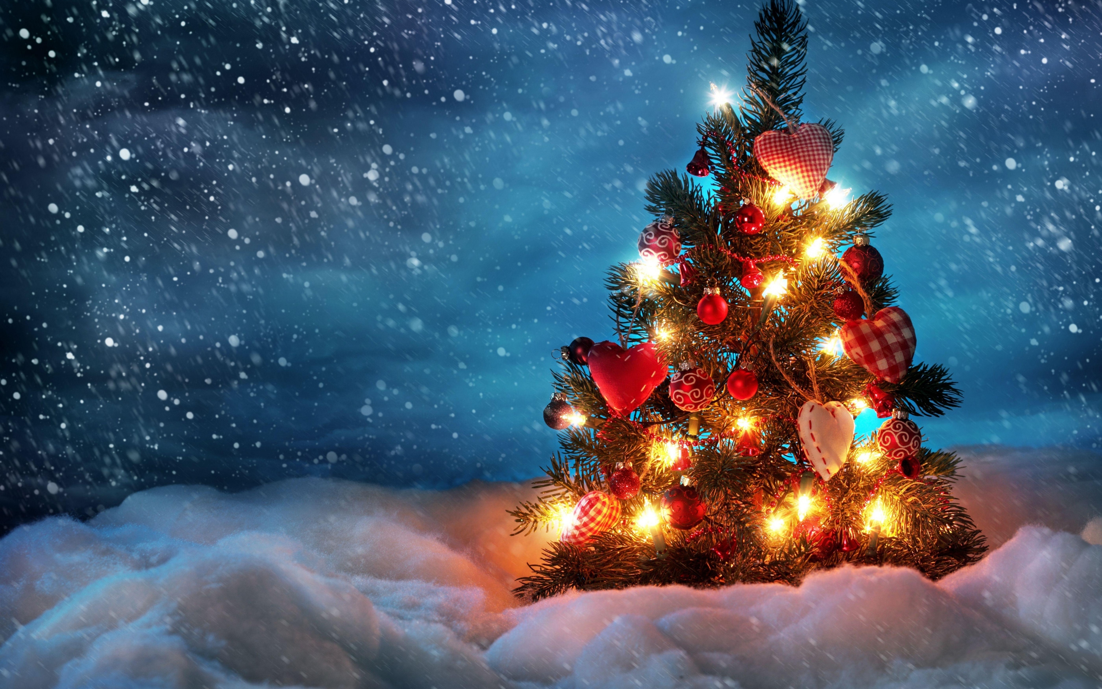 Christmas Tree Wallpaper 2017to5animations.com Wallpaper, Gifs, Background, Image